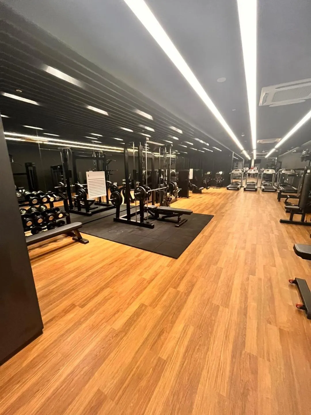 Fitness centre/facilities in Ramada Plaza by Wyndham Jaeun