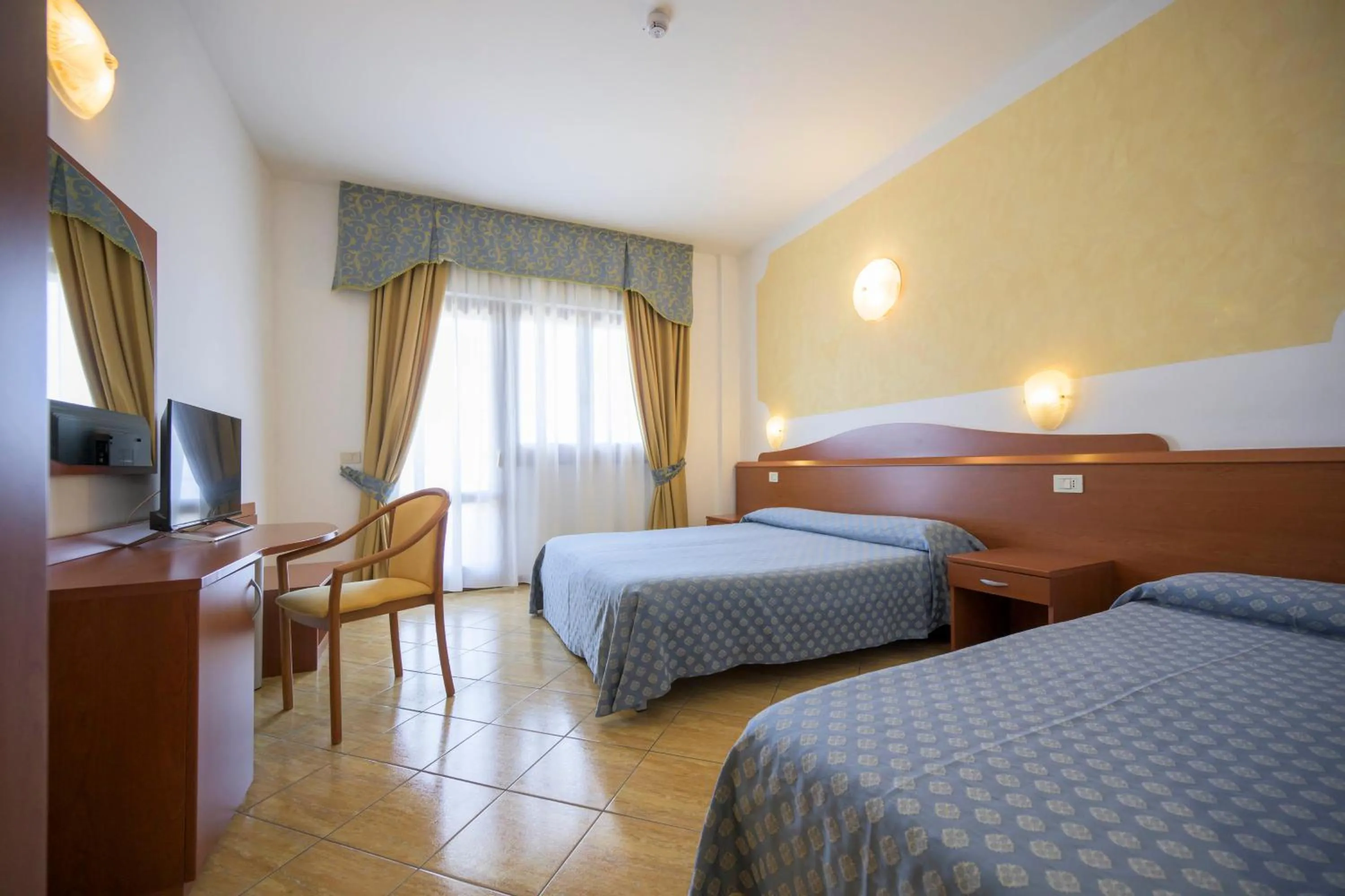 furniture, Bed in All Inclusive Hotel Piccolo Paradiso