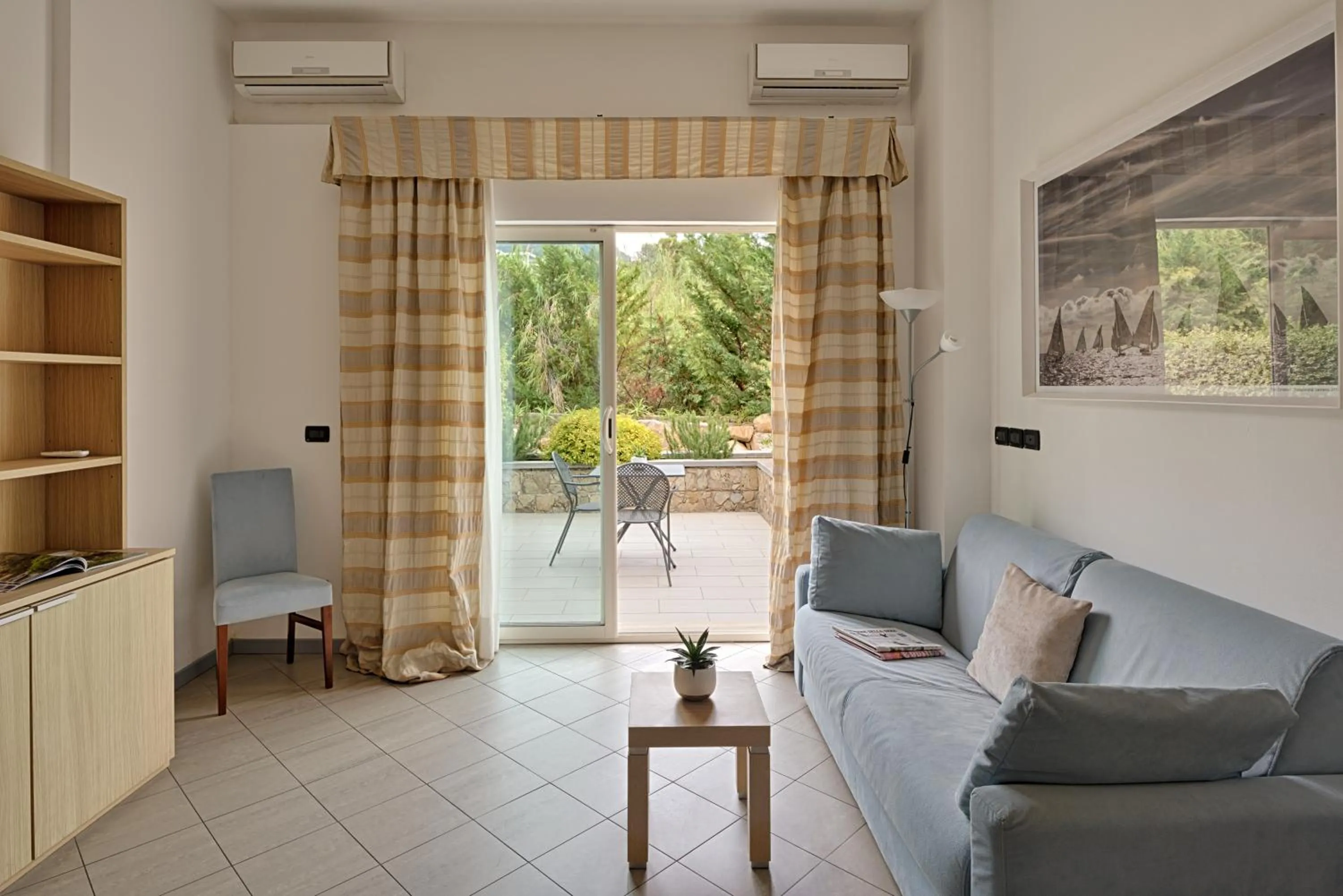 Living room in Aregai Marina Hotel & Residence