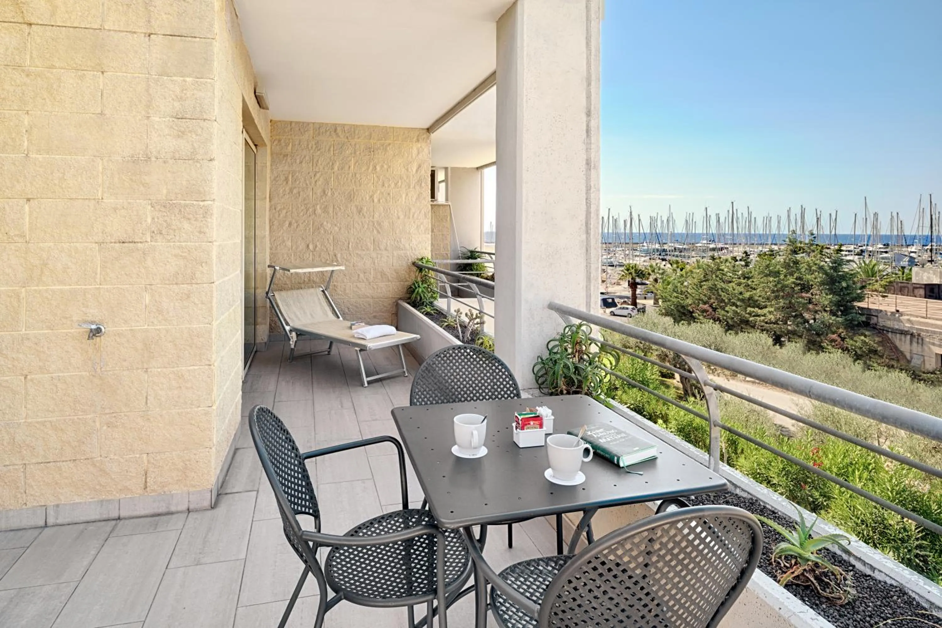 Balcony/Terrace in Aregai Marina Hotel & Residence