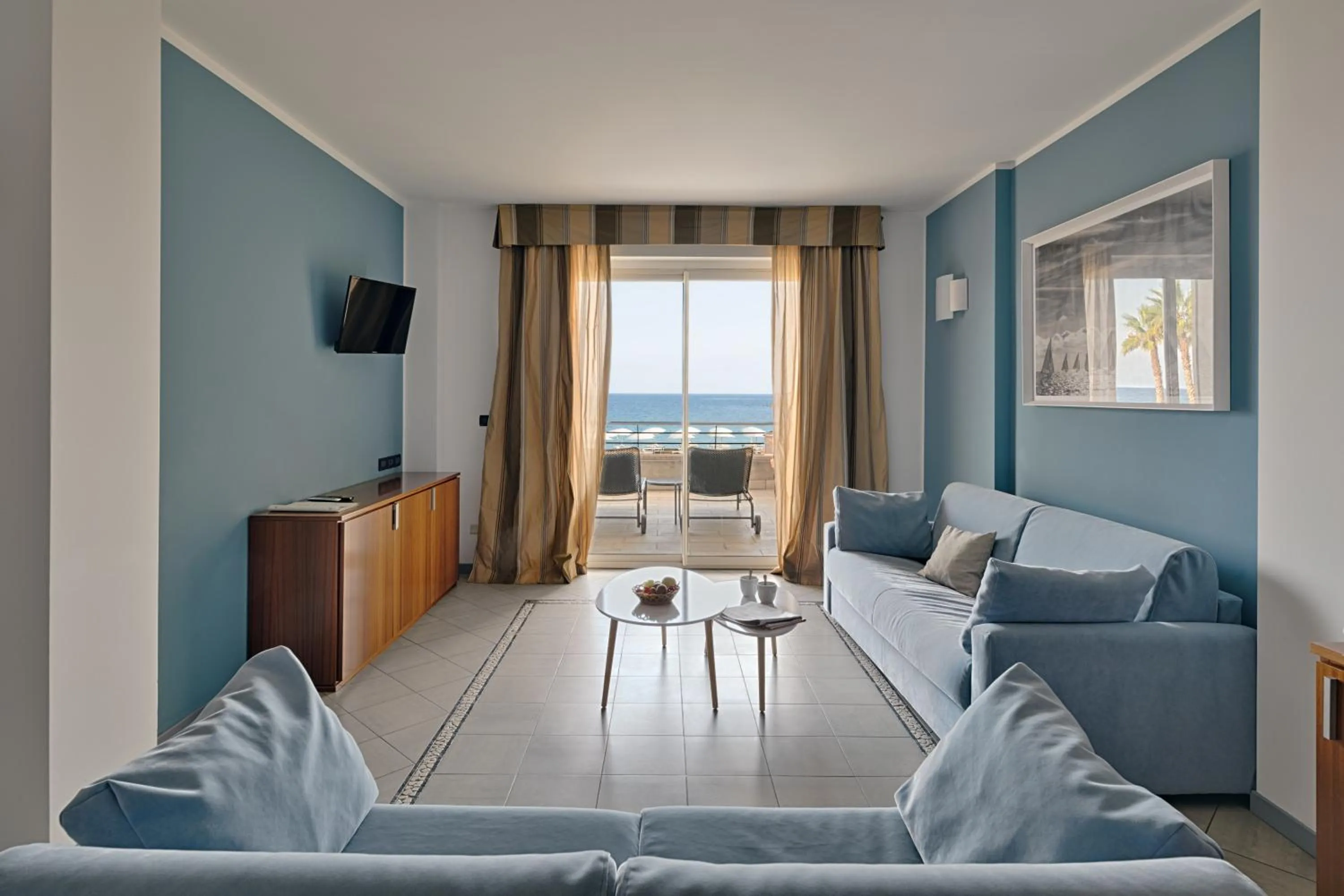 Living room in Aregai Marina Hotel & Residence