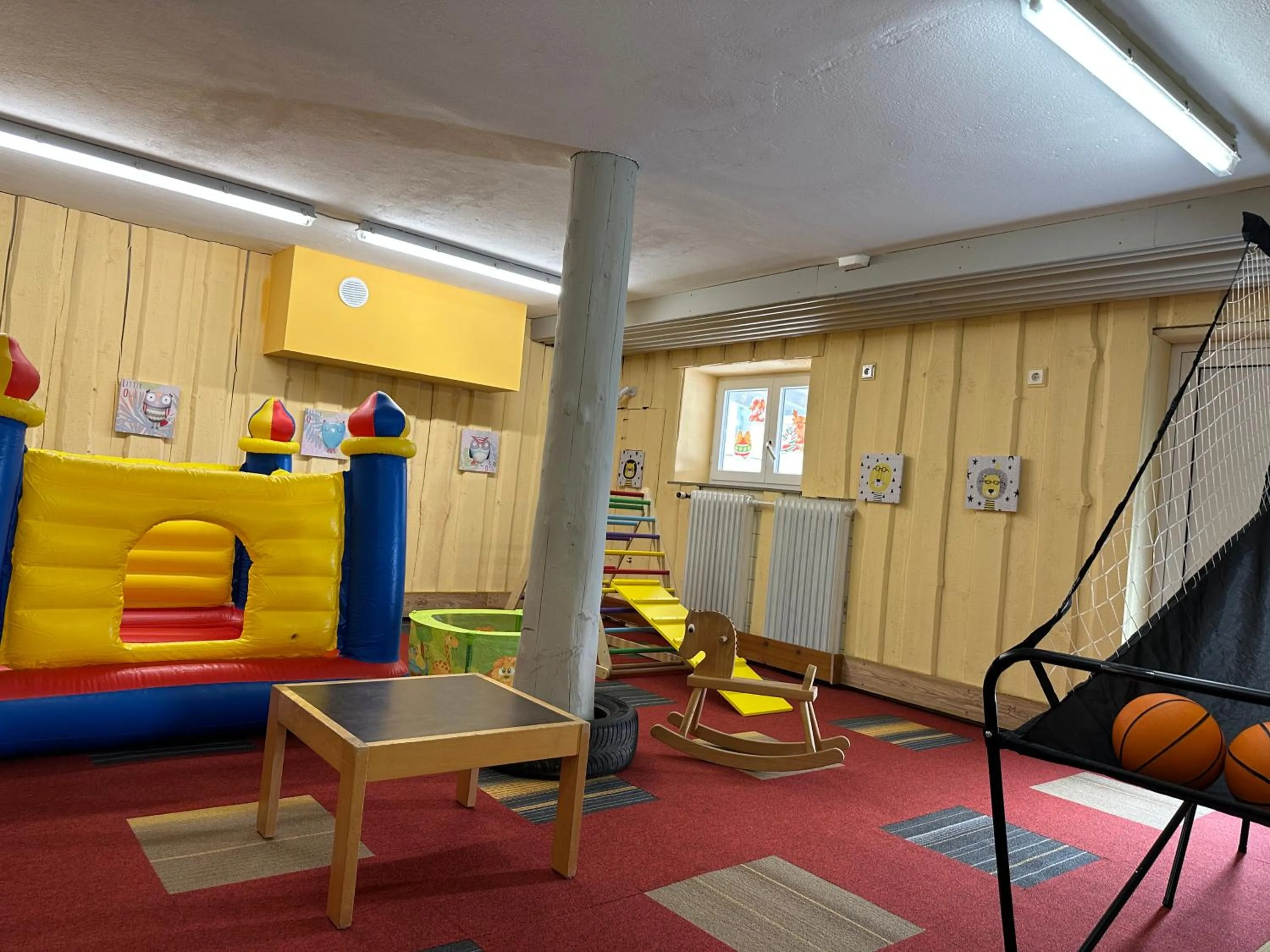 Children play ground in Maiers Hotel