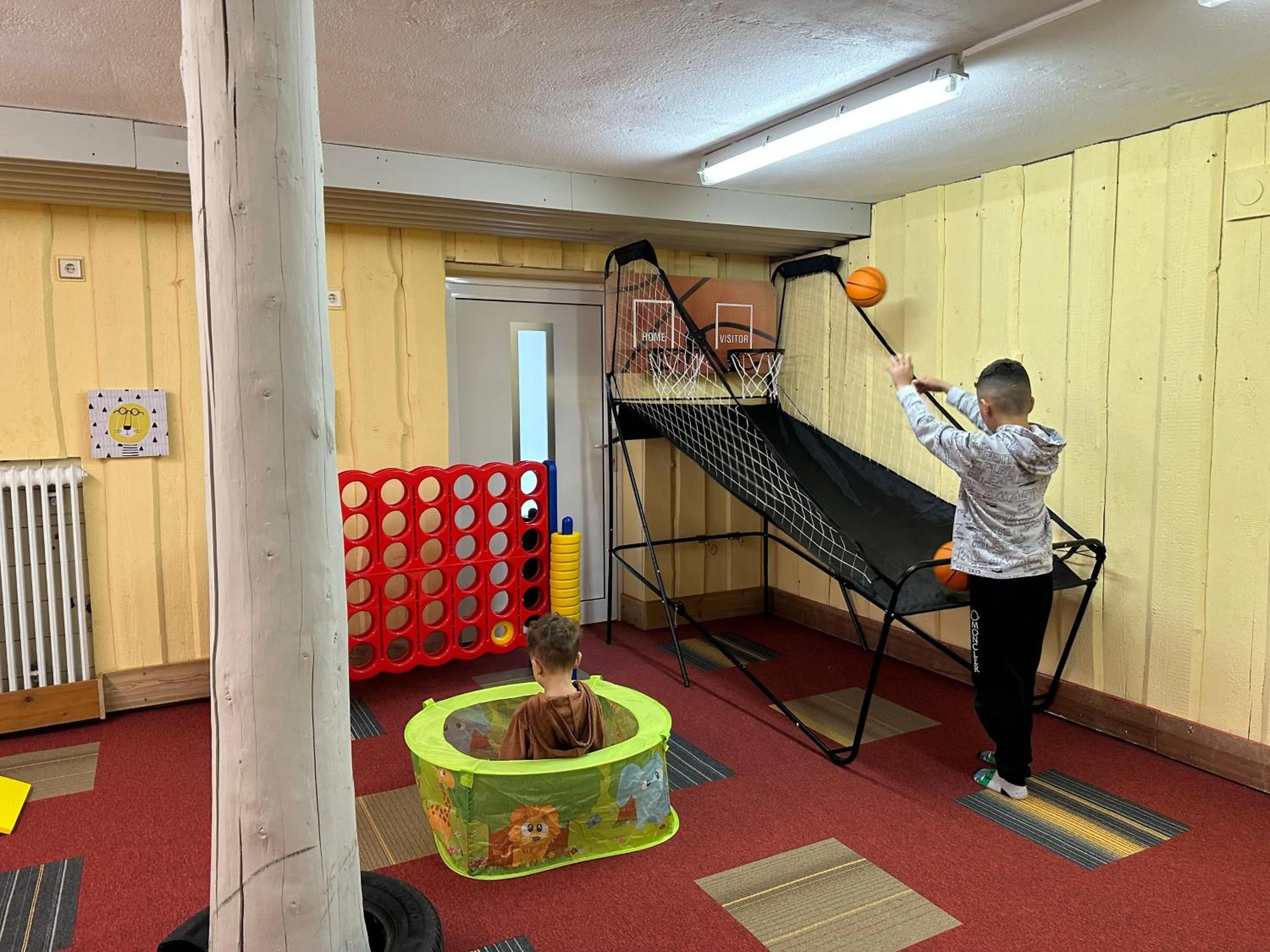 People in Maiers Hotel