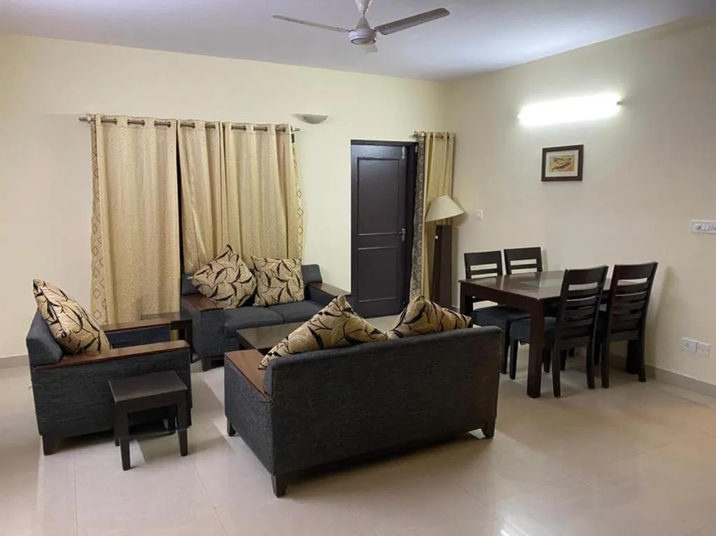 Living room in Regal Business Suites