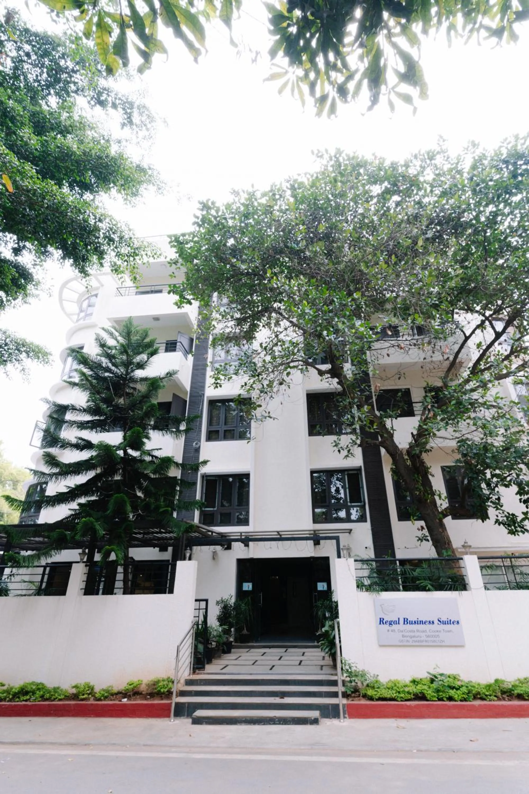 Property building in Regal Business Suites