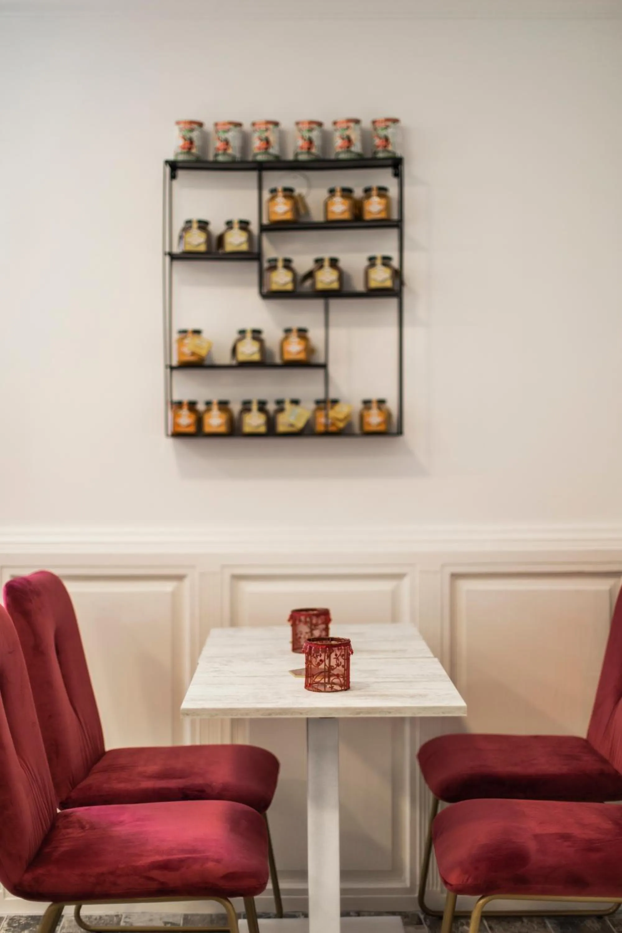 Lounge or bar in Hotel Cinquantatre