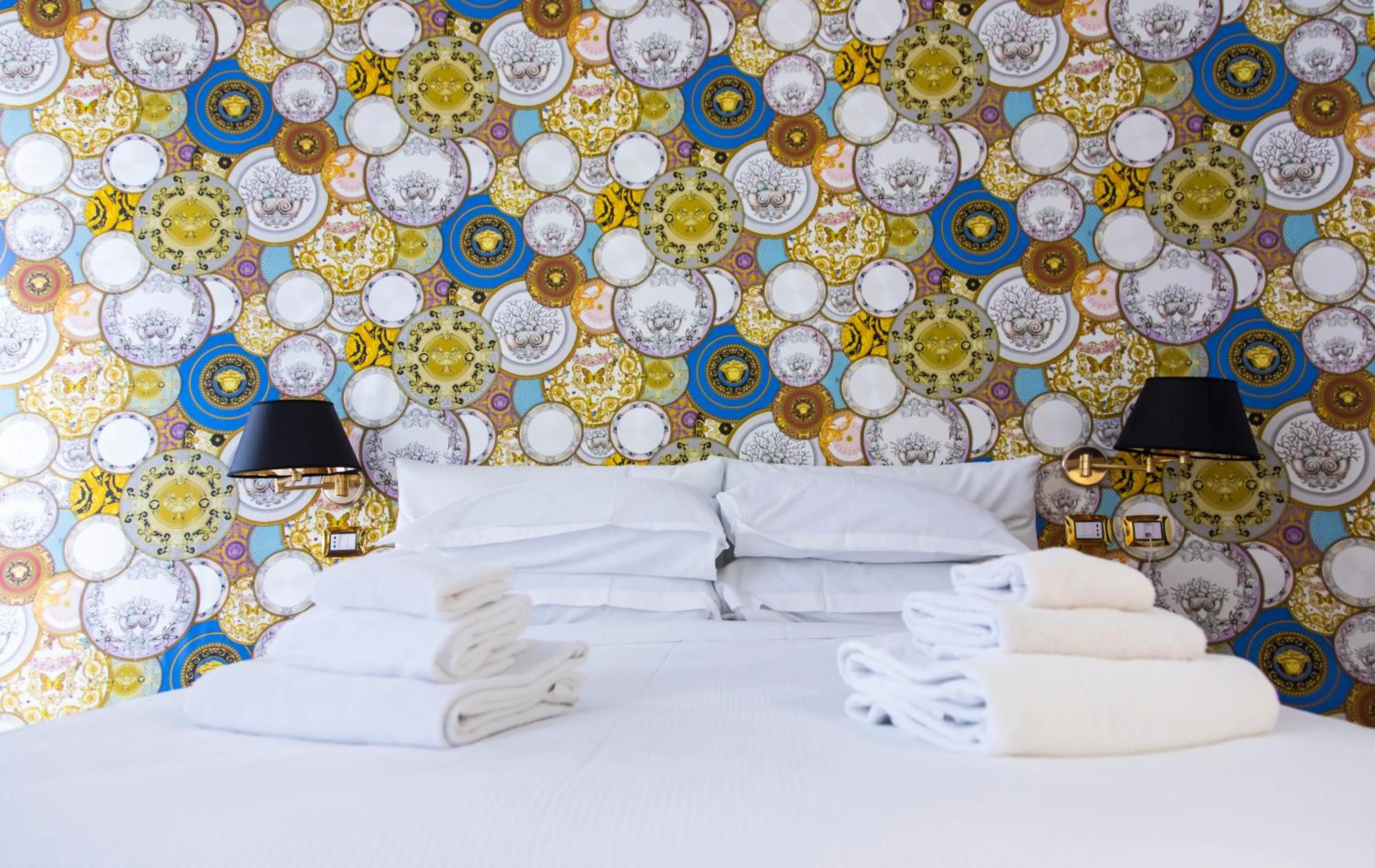 Bed in Hotel Cinquantatre