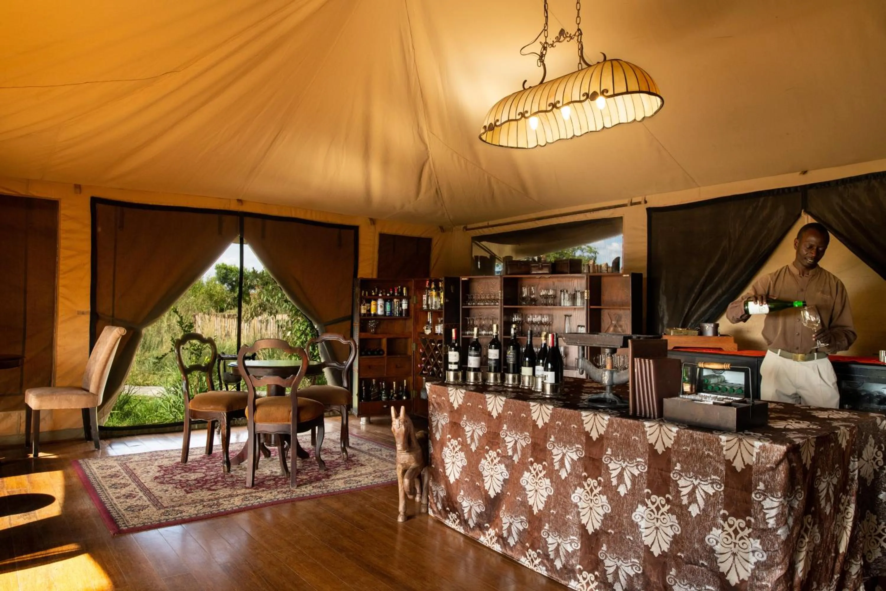 Lounge or bar in Elewana Sand River Mara