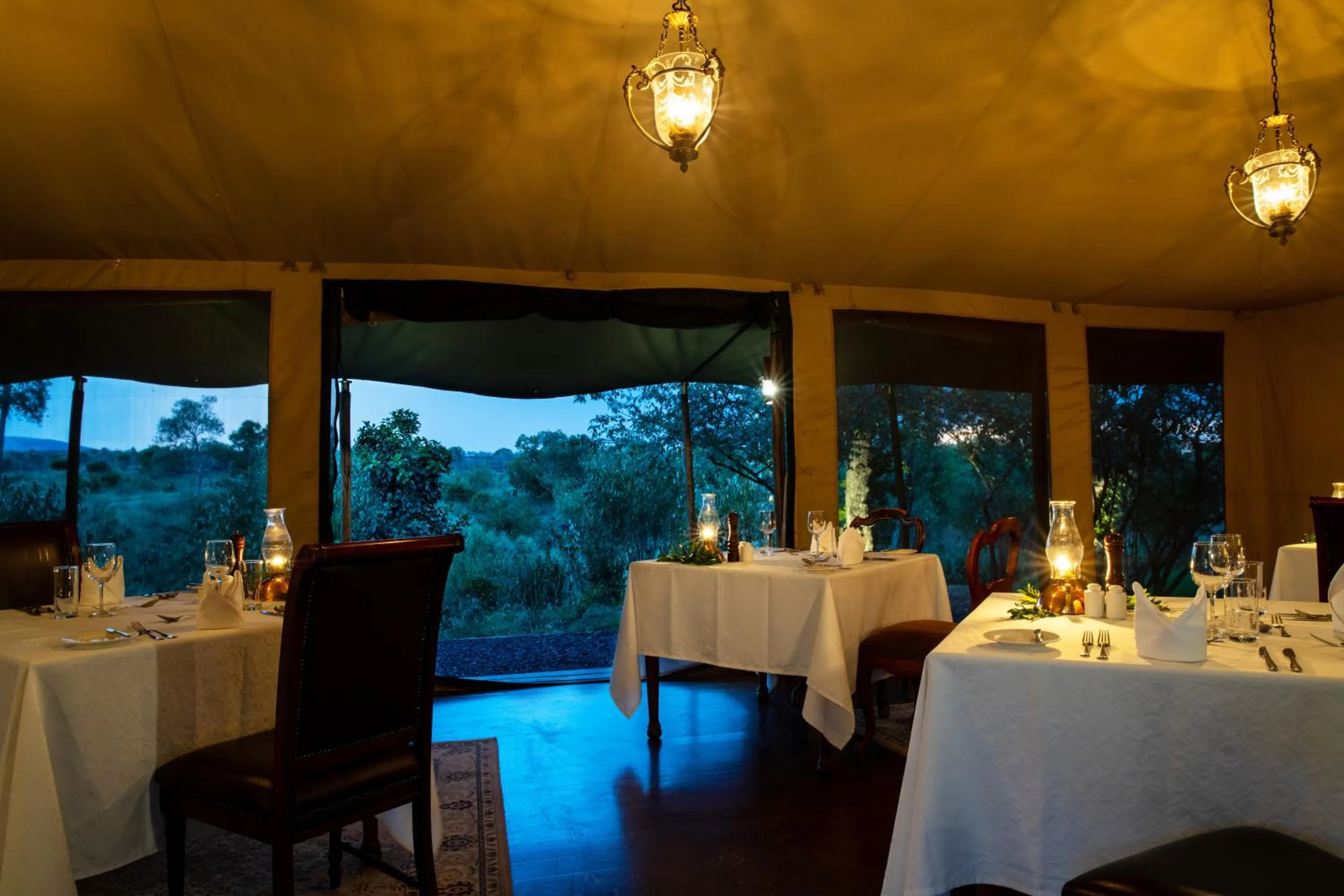 Restaurant/places to eat in Elewana Sand River Mara