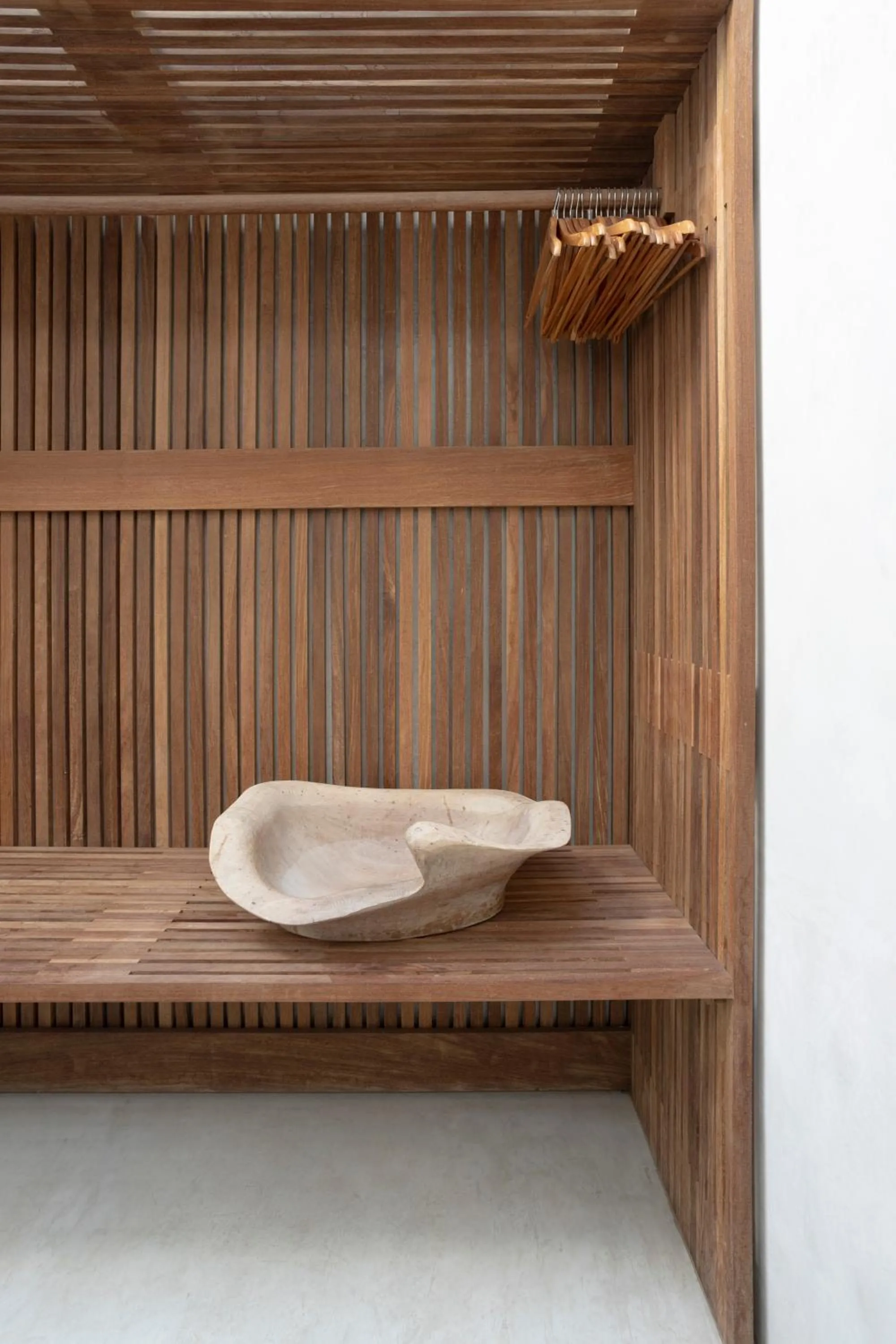 wardrobe in KA BRU 1100 Boutique Hotel