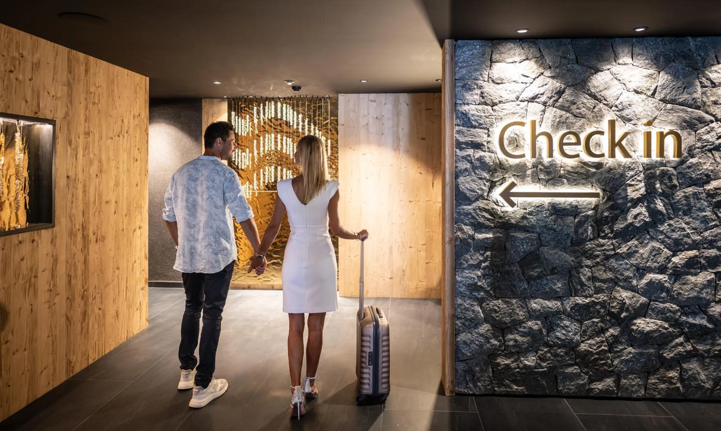 Facade/entrance in Hotel Rosa Eco Alpine Spa