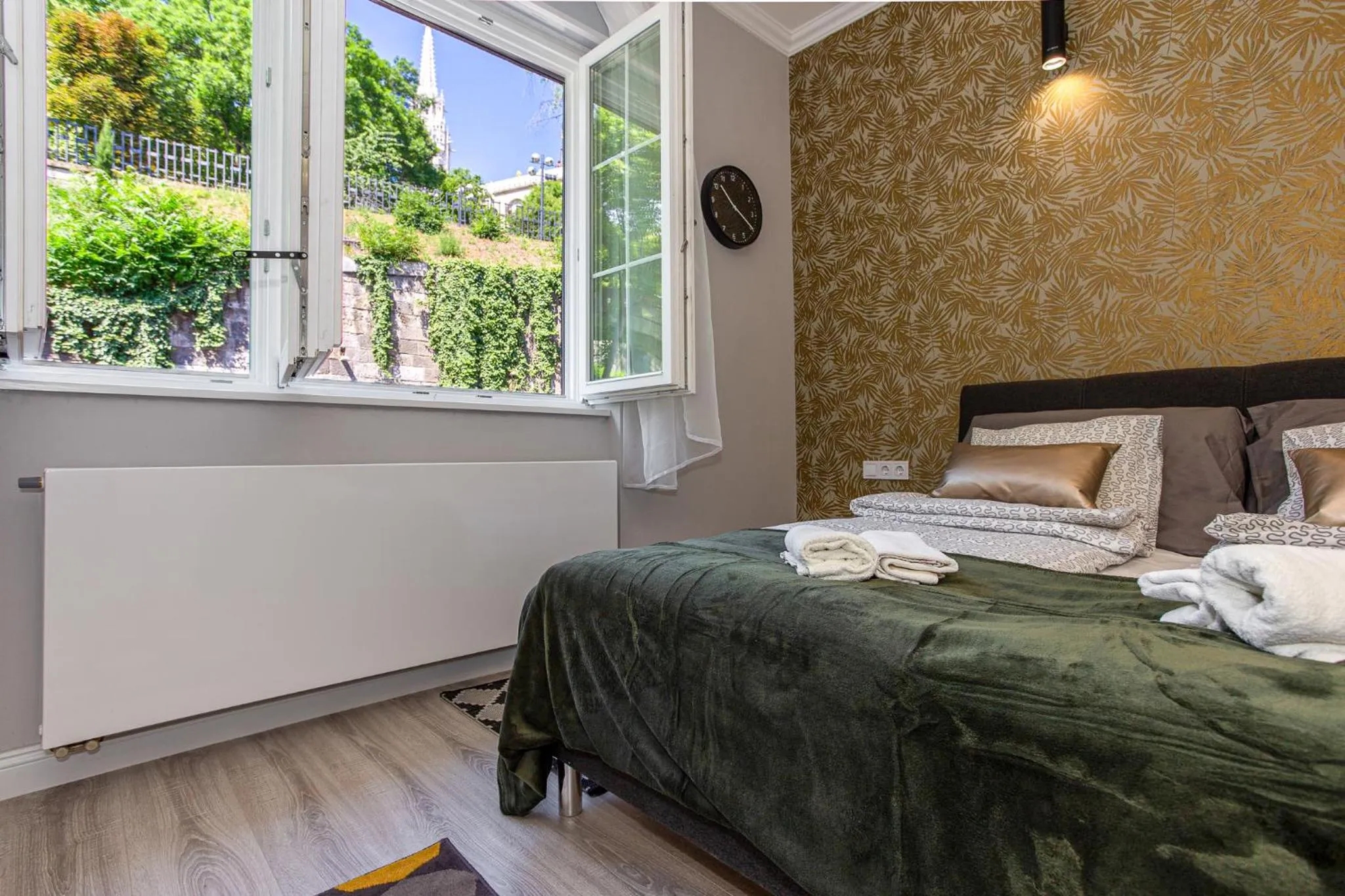 Bedroom, Bed in Buda Castle Serpentine Apartments