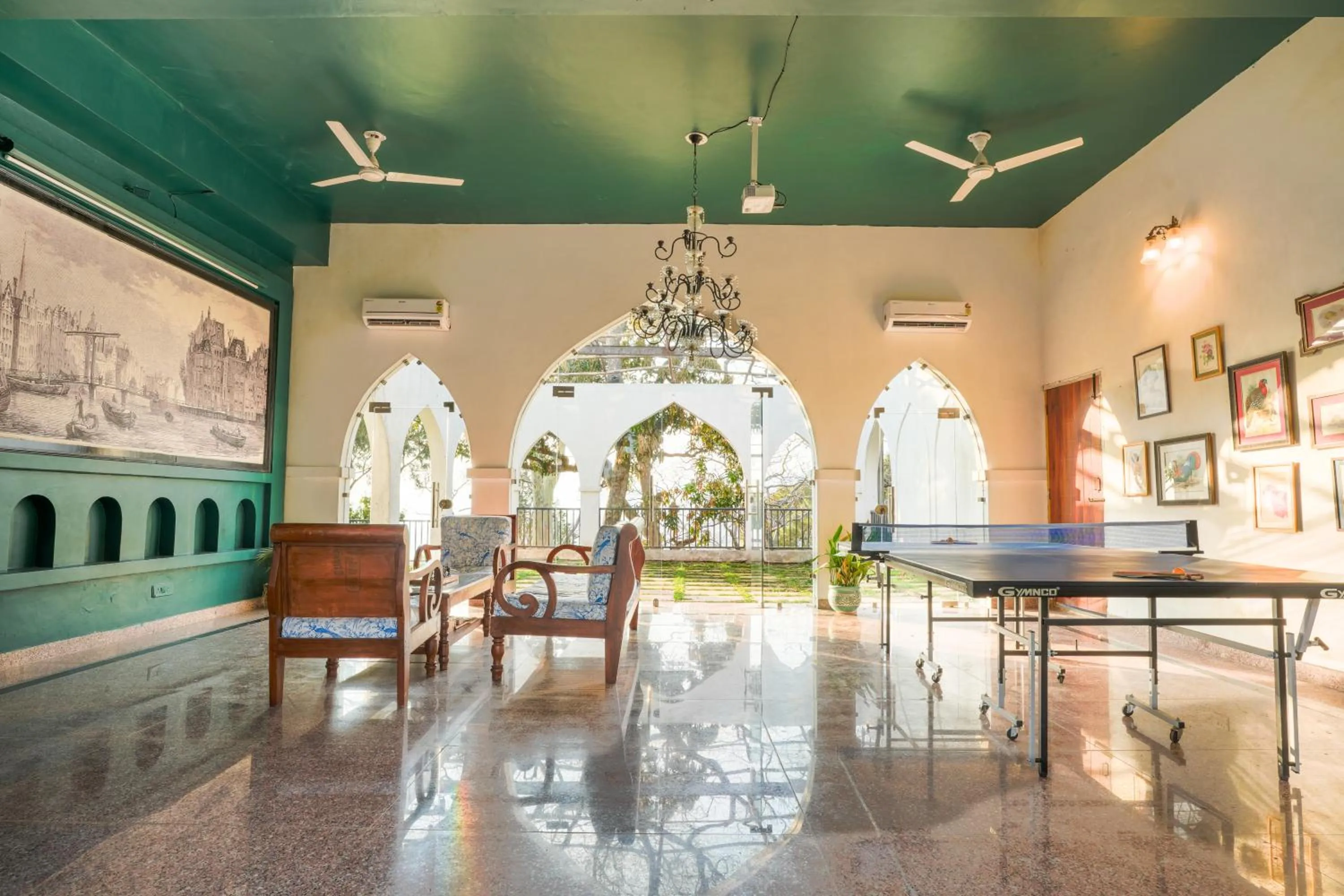 Entertainment in Seclude Nahan, Bantony Cottage