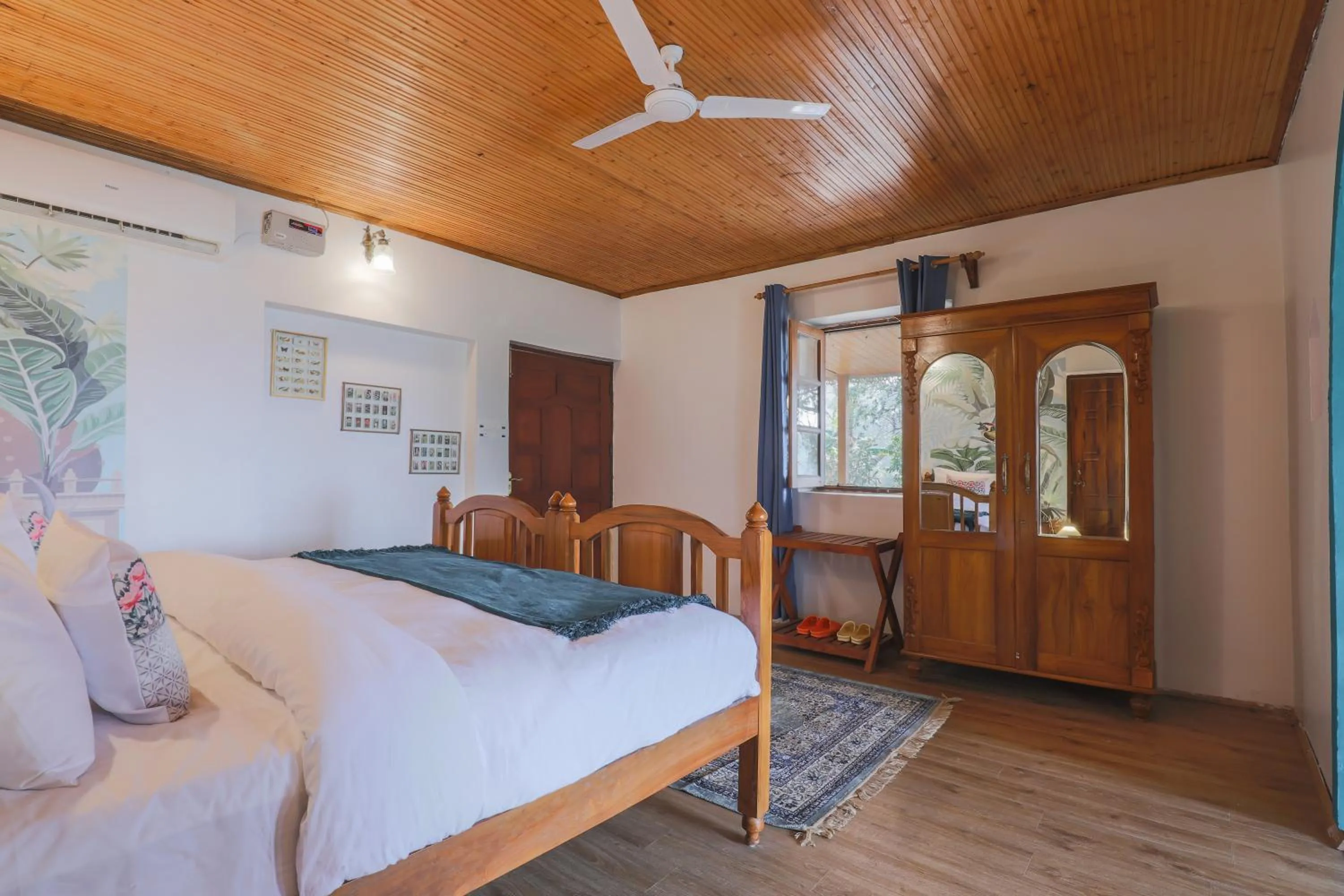 Bedroom, Bed in Seclude Nahan, Bantony Cottage