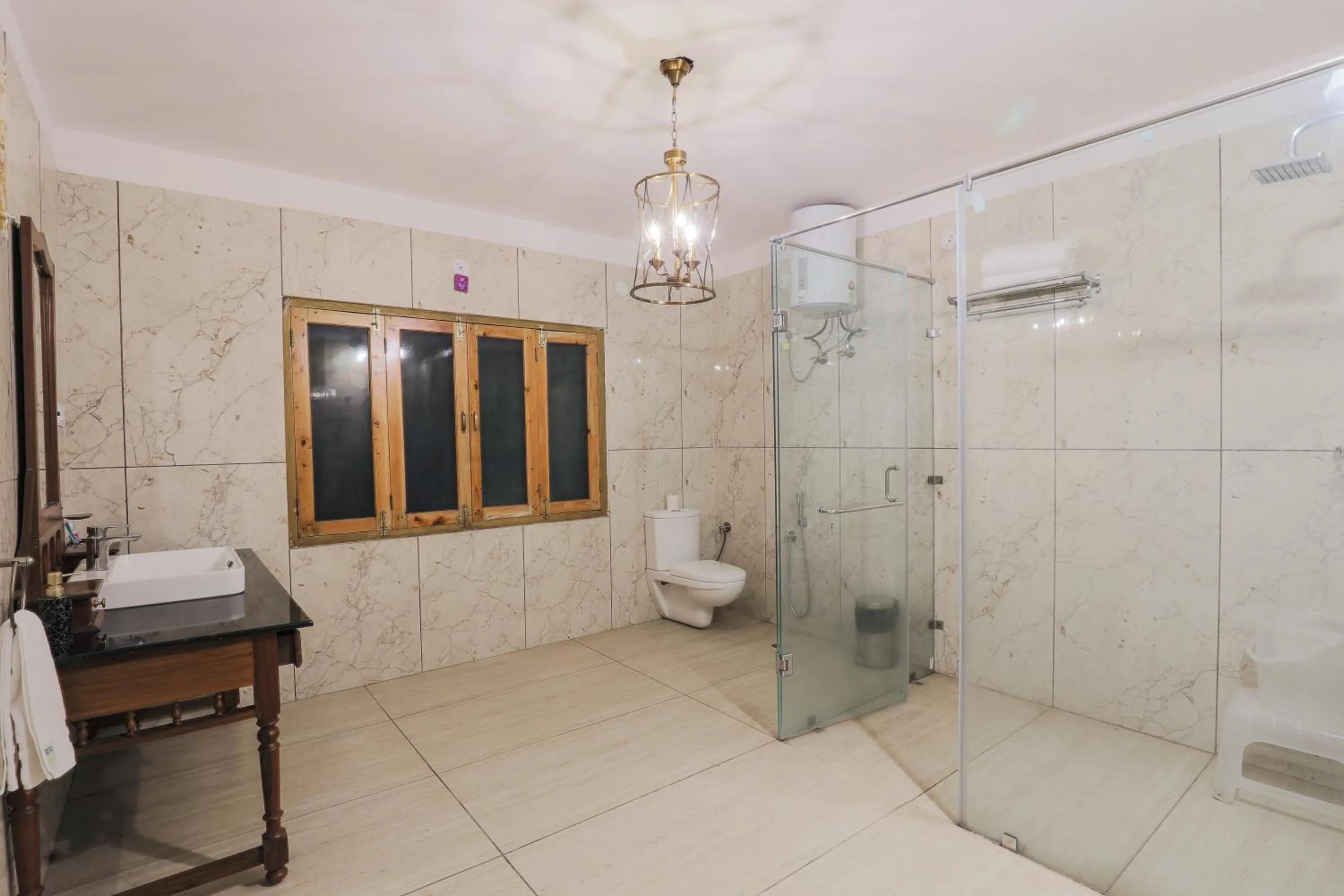 Bathroom in Seclude Nahan, Bantony Cottage