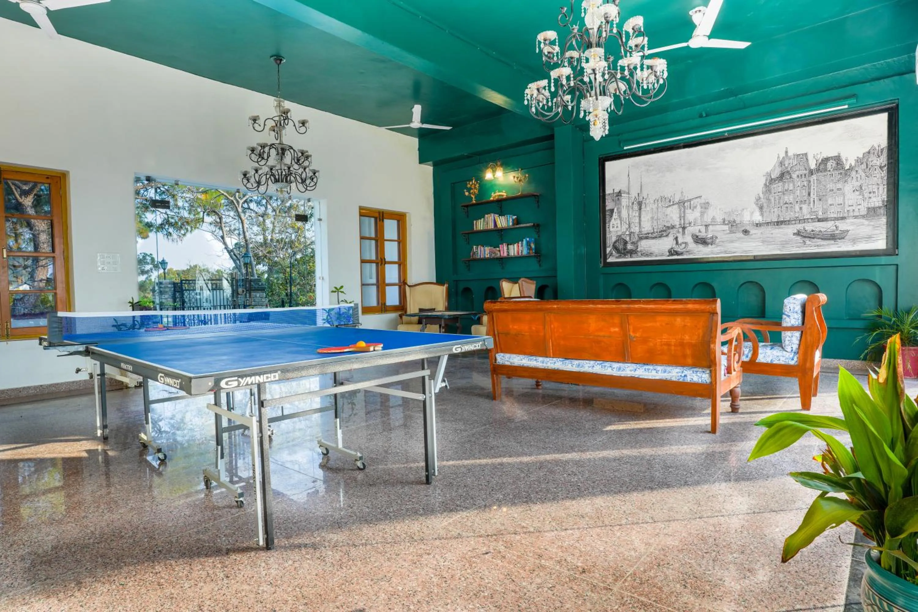 Table tennis in Seclude Nahan, Bantony Cottage
