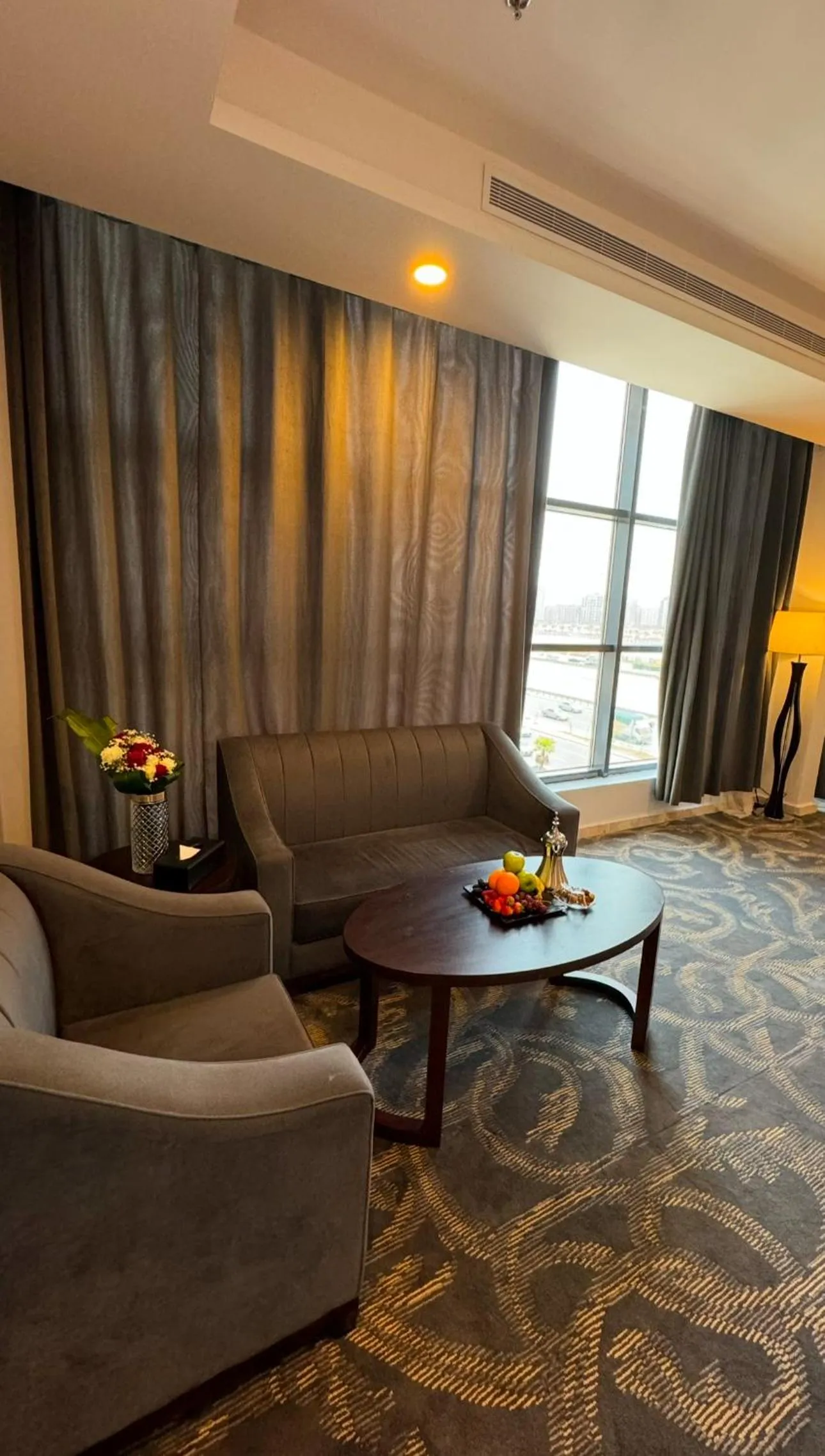 Seating area in Laten Suites Al Salim Plaza