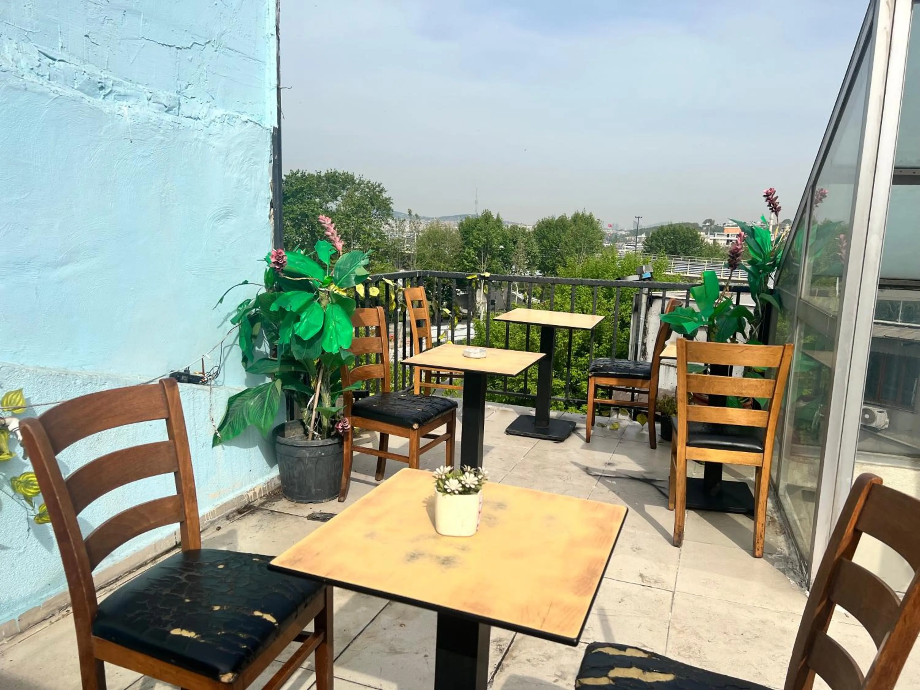 Balcony/Terrace in DİYAR BUDGET HOTEL