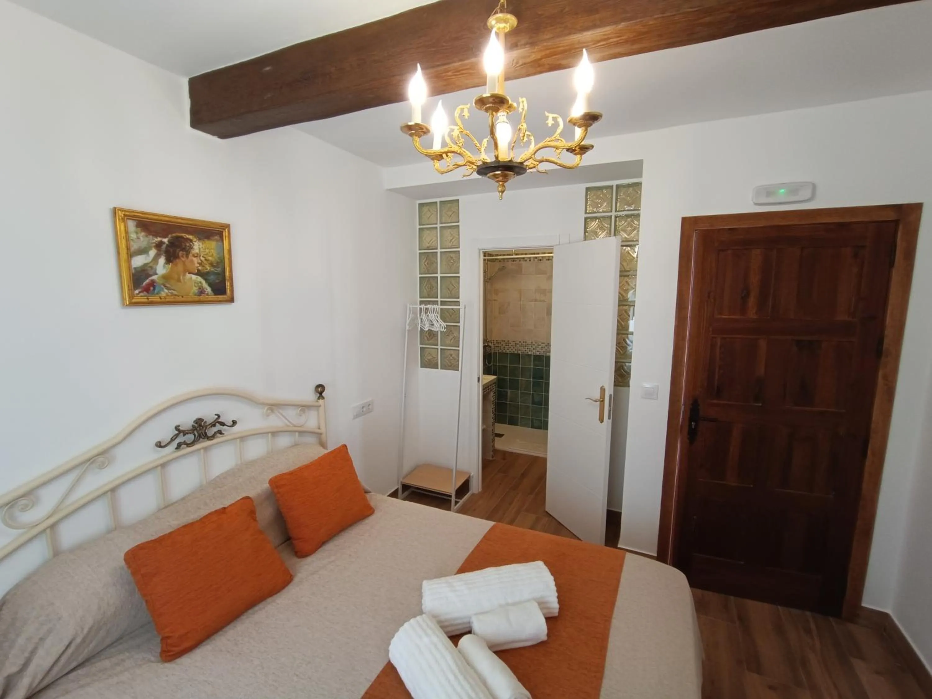 Photo of the whole room, Bed in El Palacete de Cuevas