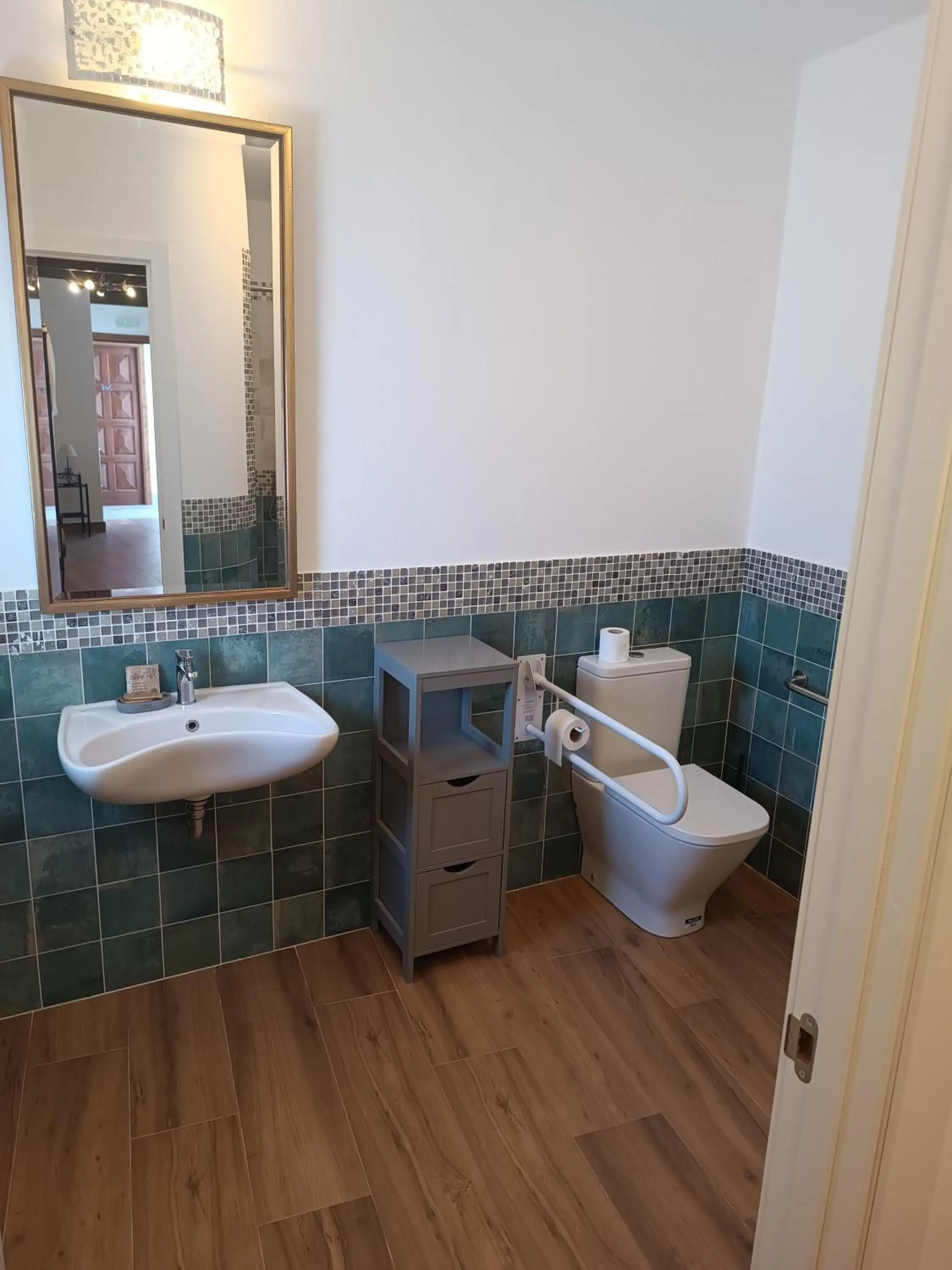 Shower in El Palacete de Cuevas