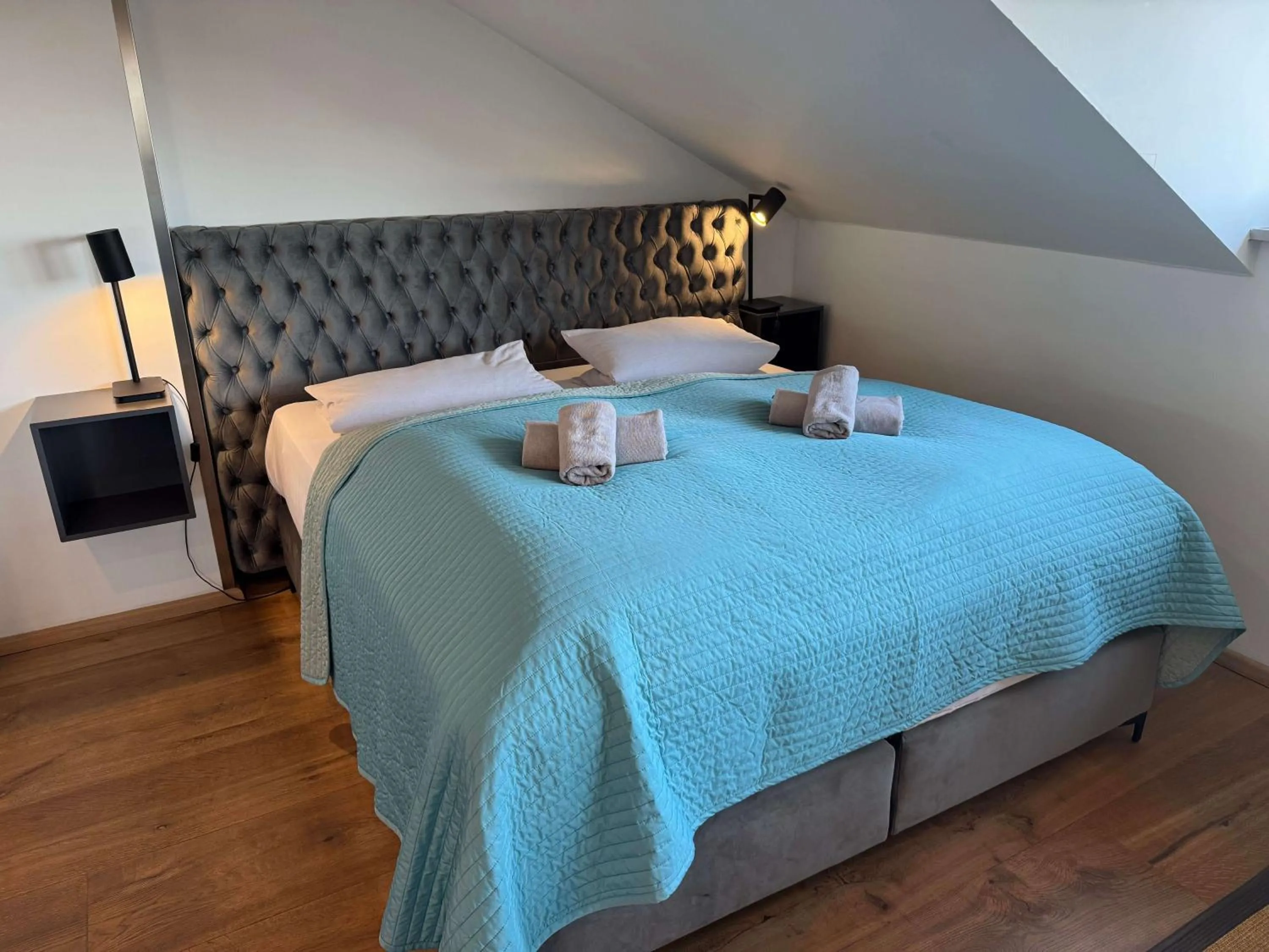 Photo of the whole room, Bed in Hotel & Restaurant Fackelgarten Plau am See