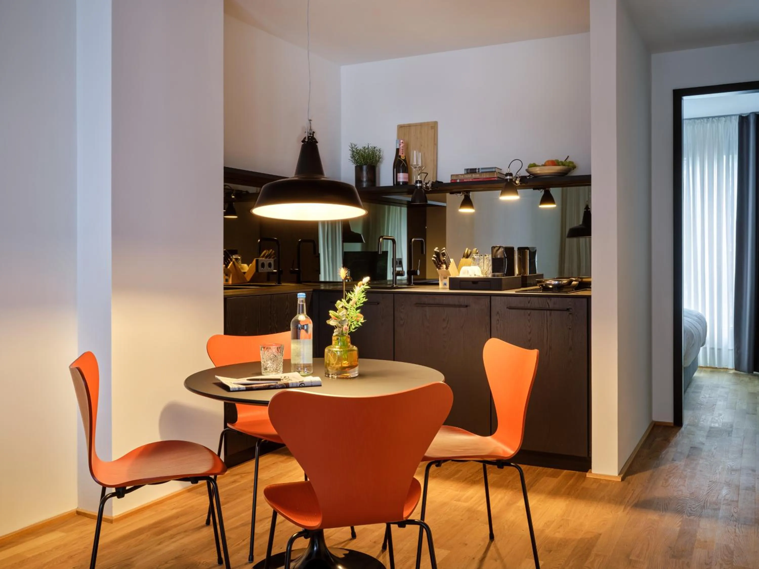 Kitchen or kitchenette in Boston Apartments HH