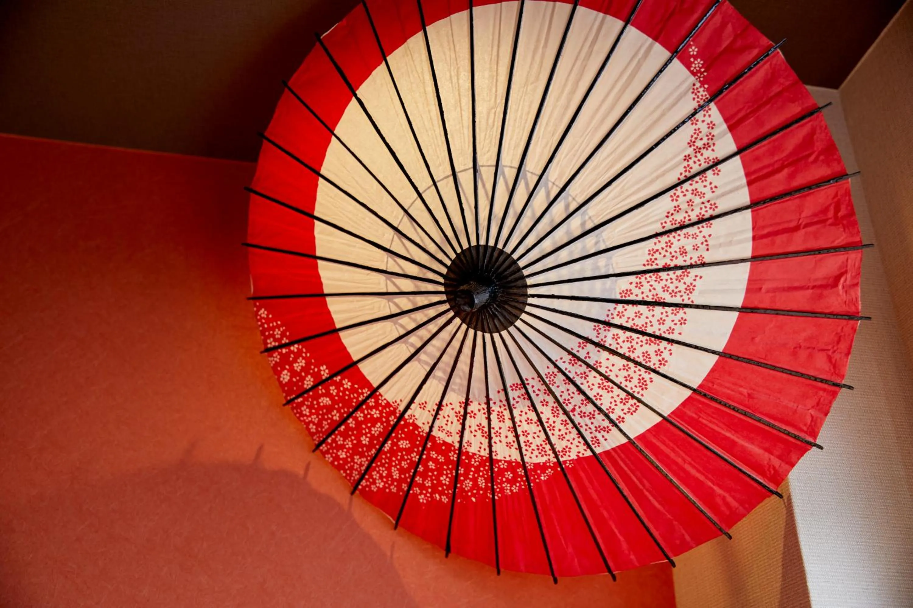 Decorative detail in 古今 天下茶屋 with a private parking lot and a half open-air bath and direct to KIX