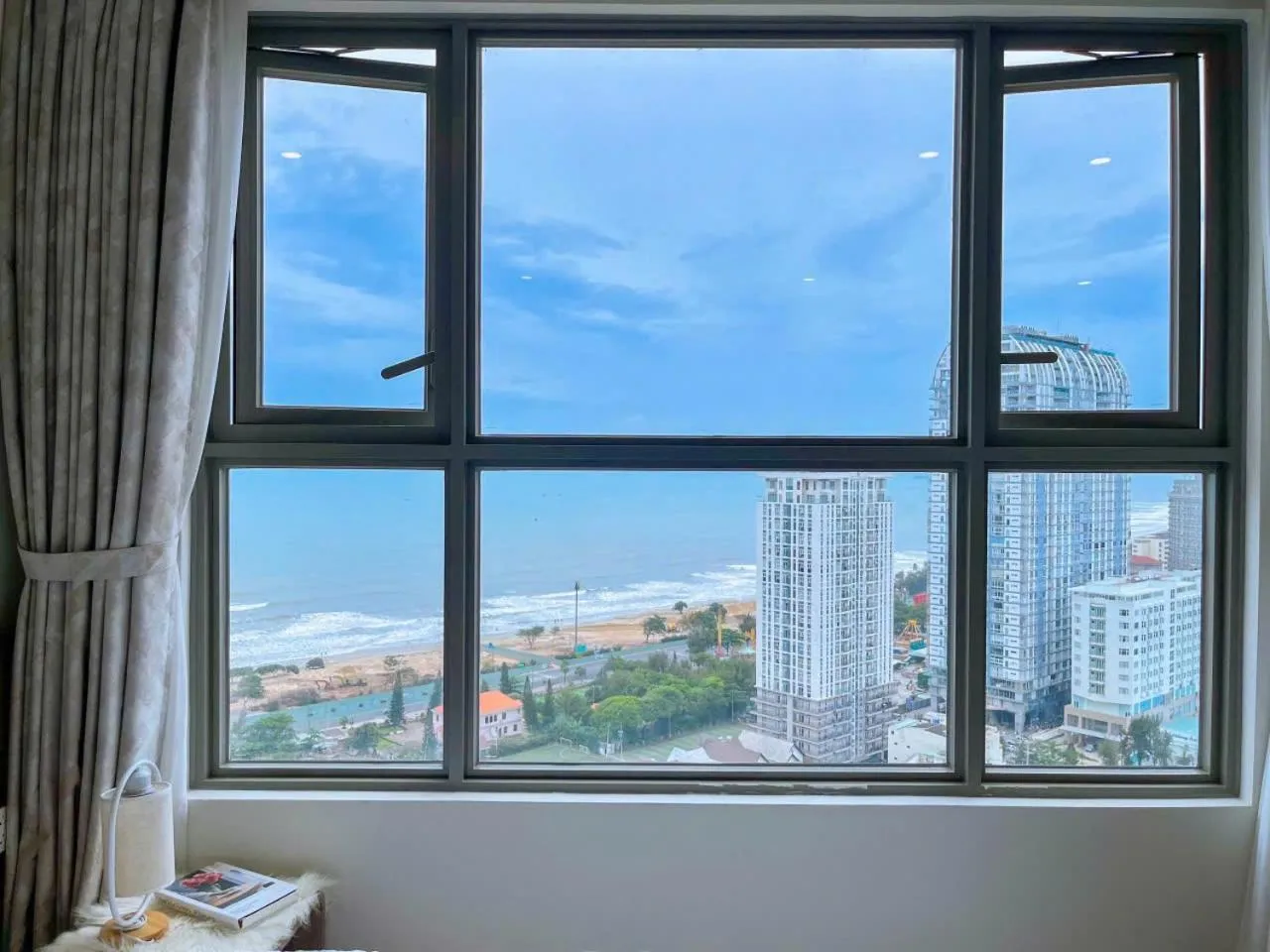 Day in Ken's House -The Sóng Condotel Vũng Tàu