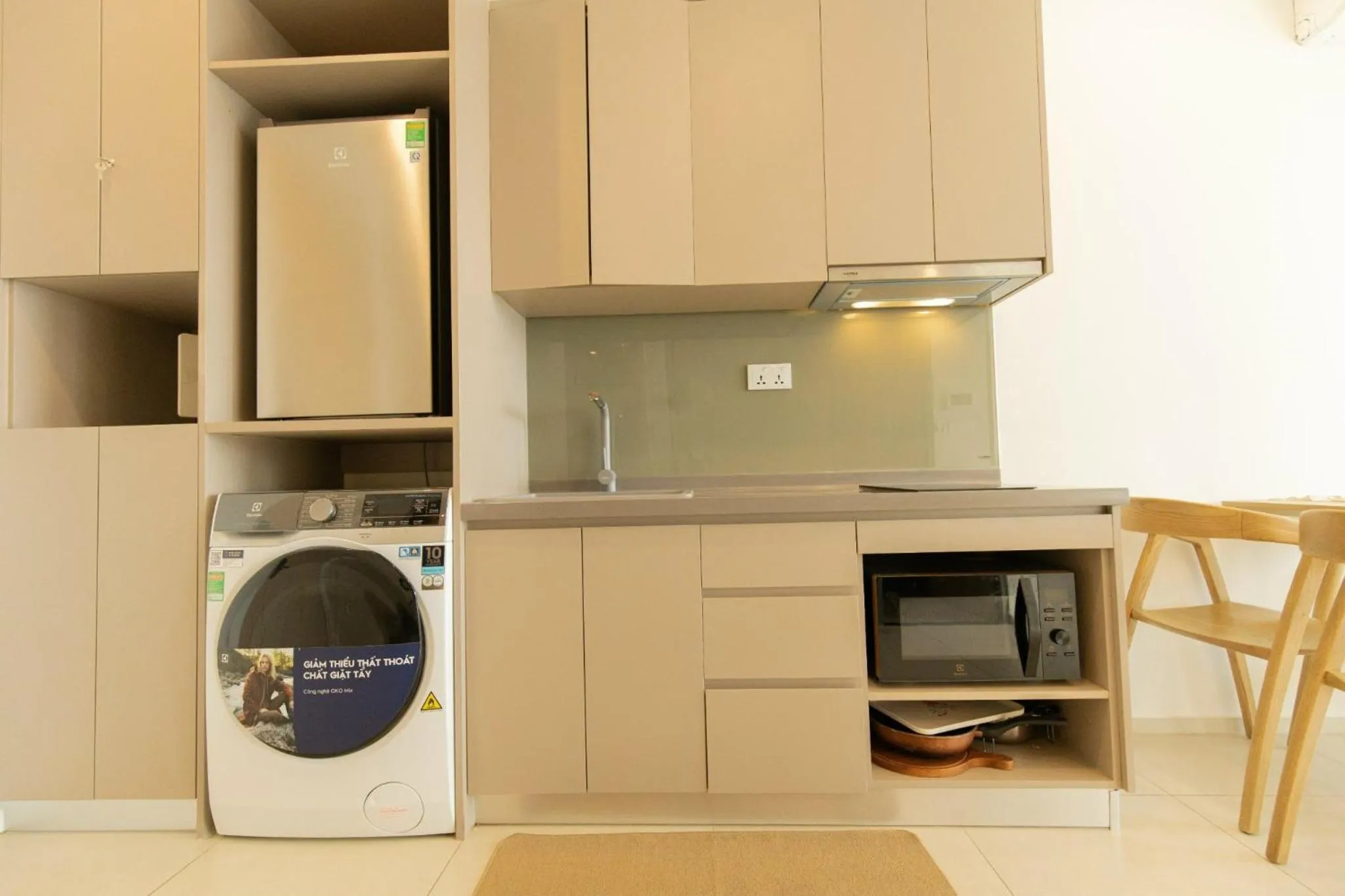 Kitchen or kitchenette in Ken's House -The Sóng Condotel Vũng Tàu