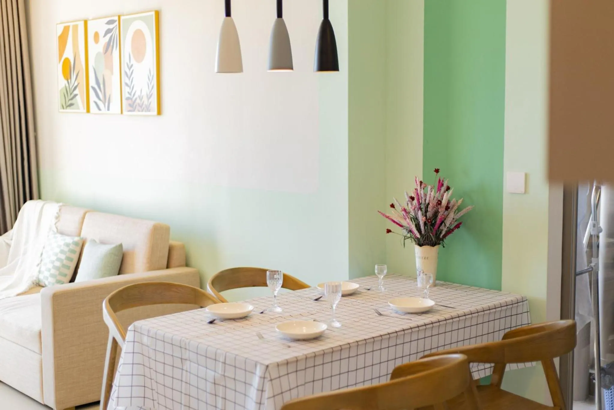 Living room in Ken's House -The Sóng Condotel Vũng Tàu