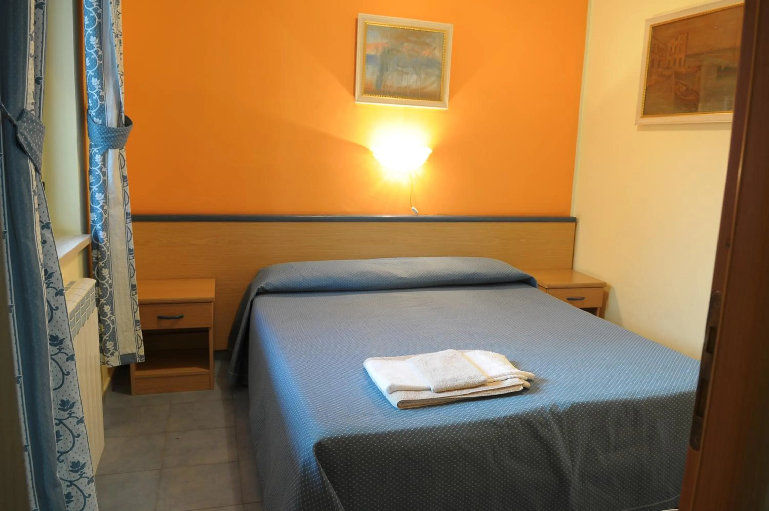 Bed in Hotel Blumentag