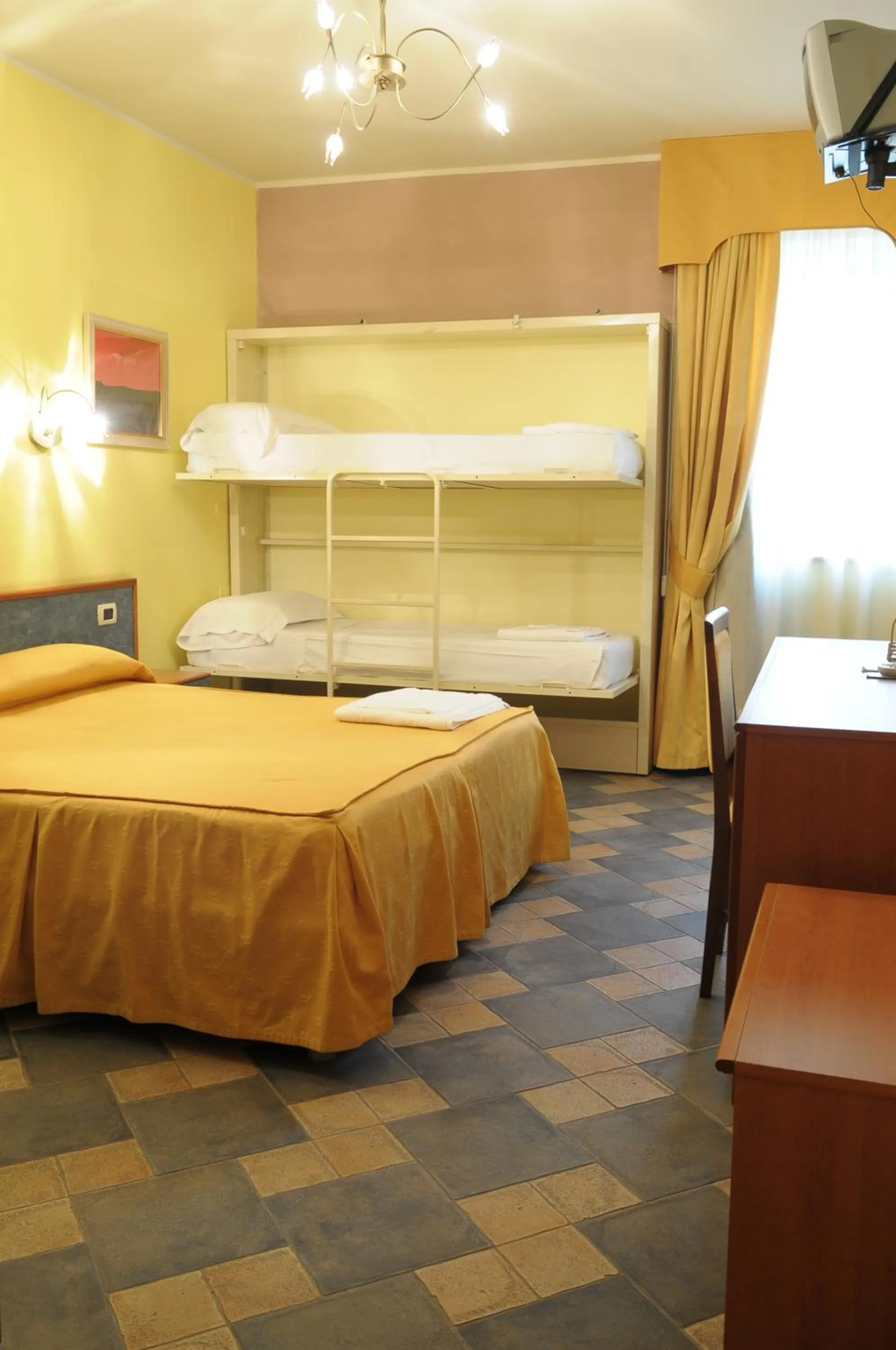 Bed in Hotel Blumentag