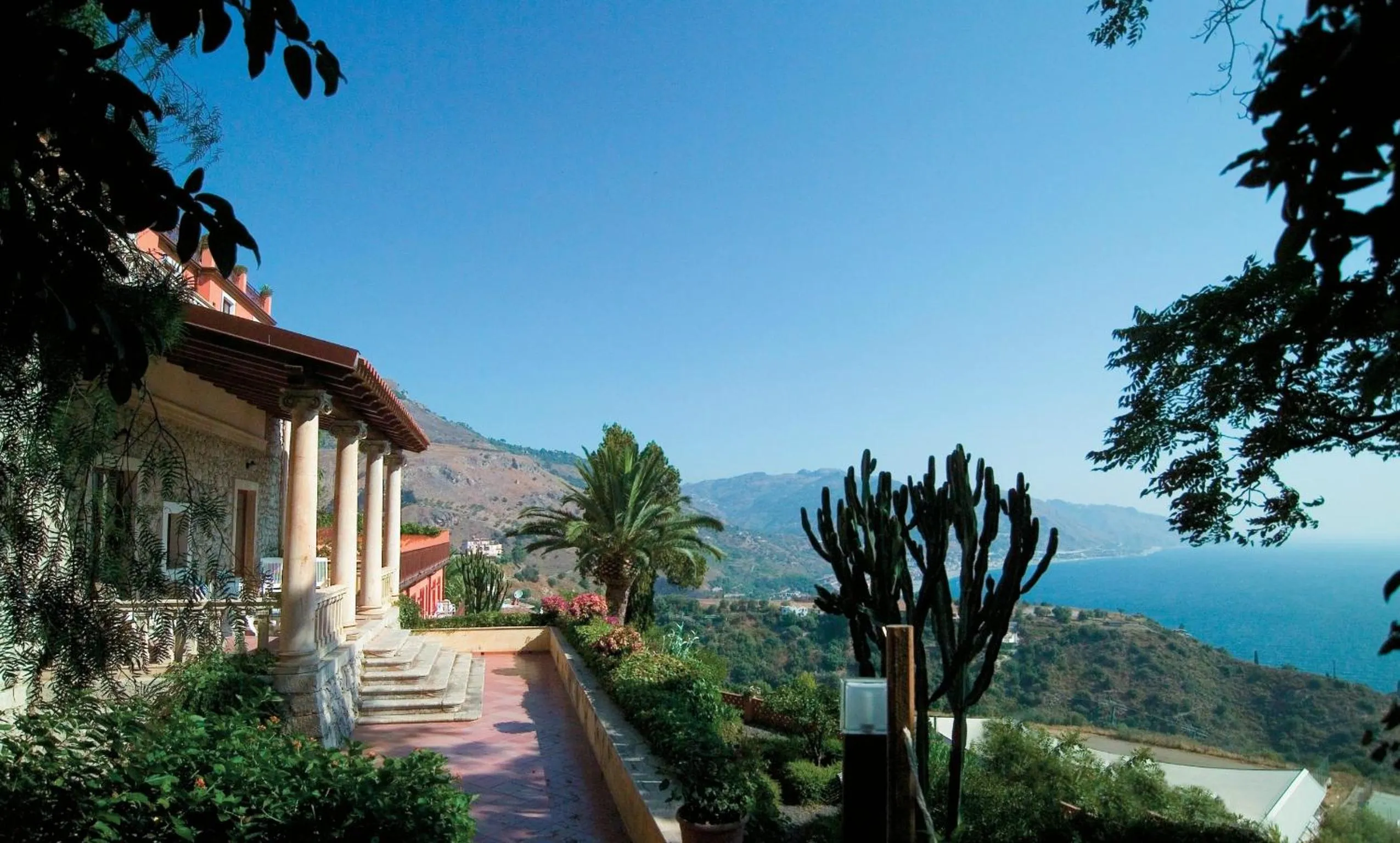 Patio in Grand Hotel Miramare