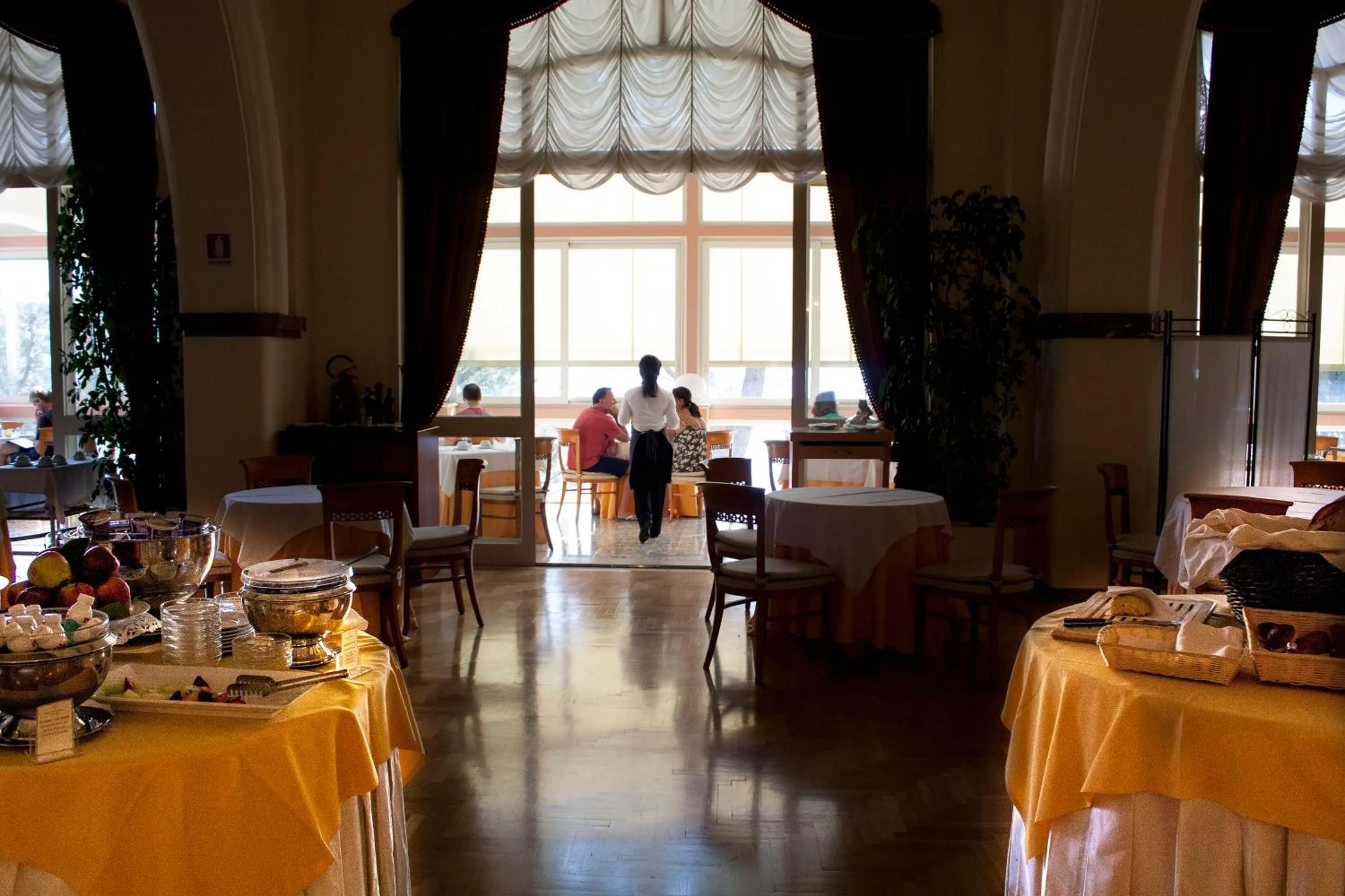 Restaurant/places to eat in Grand Hotel Miramare