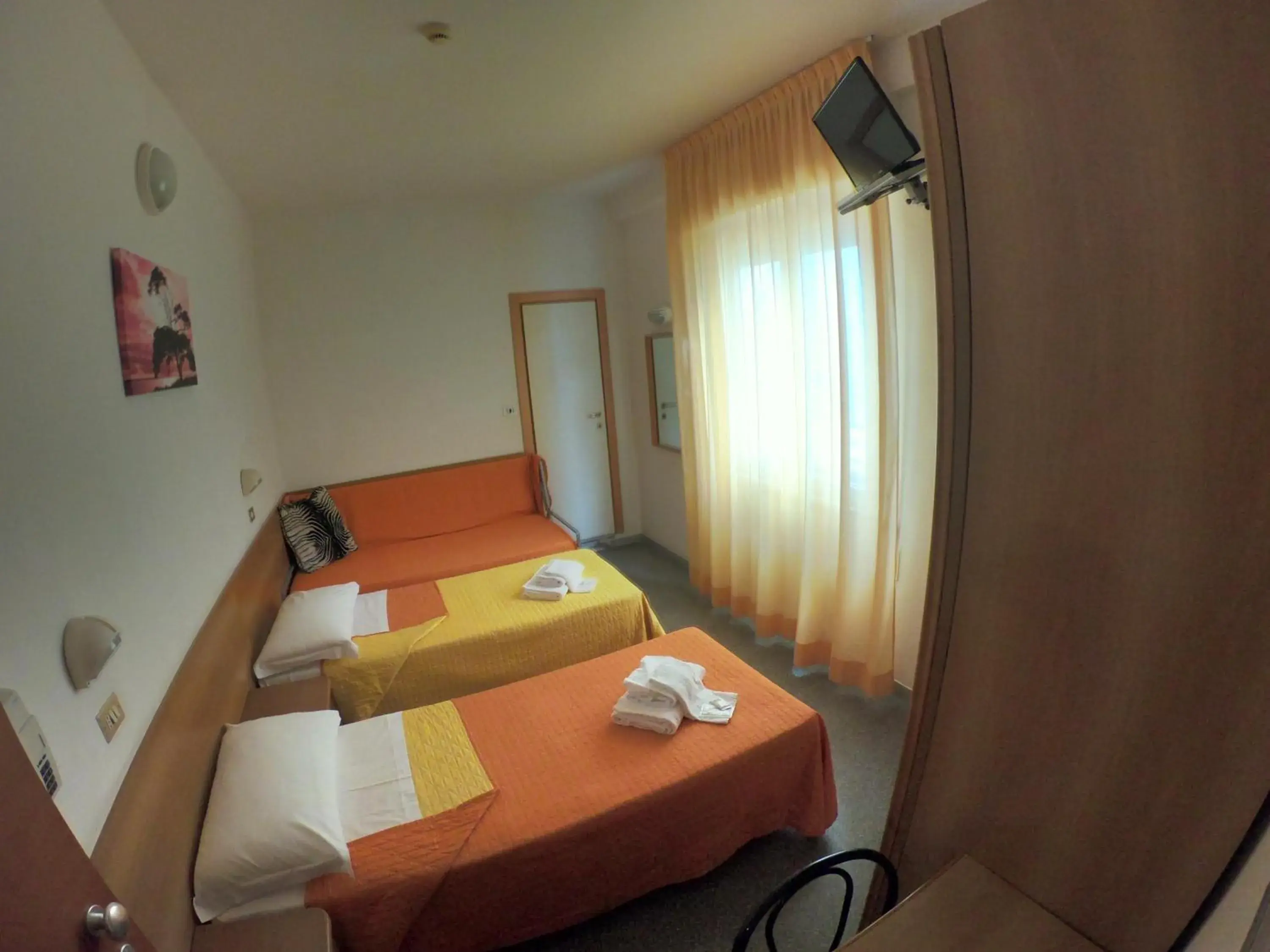 Quadruple Room in HOTELHALFMOON Quadruple Room in HOTELHALFMOON