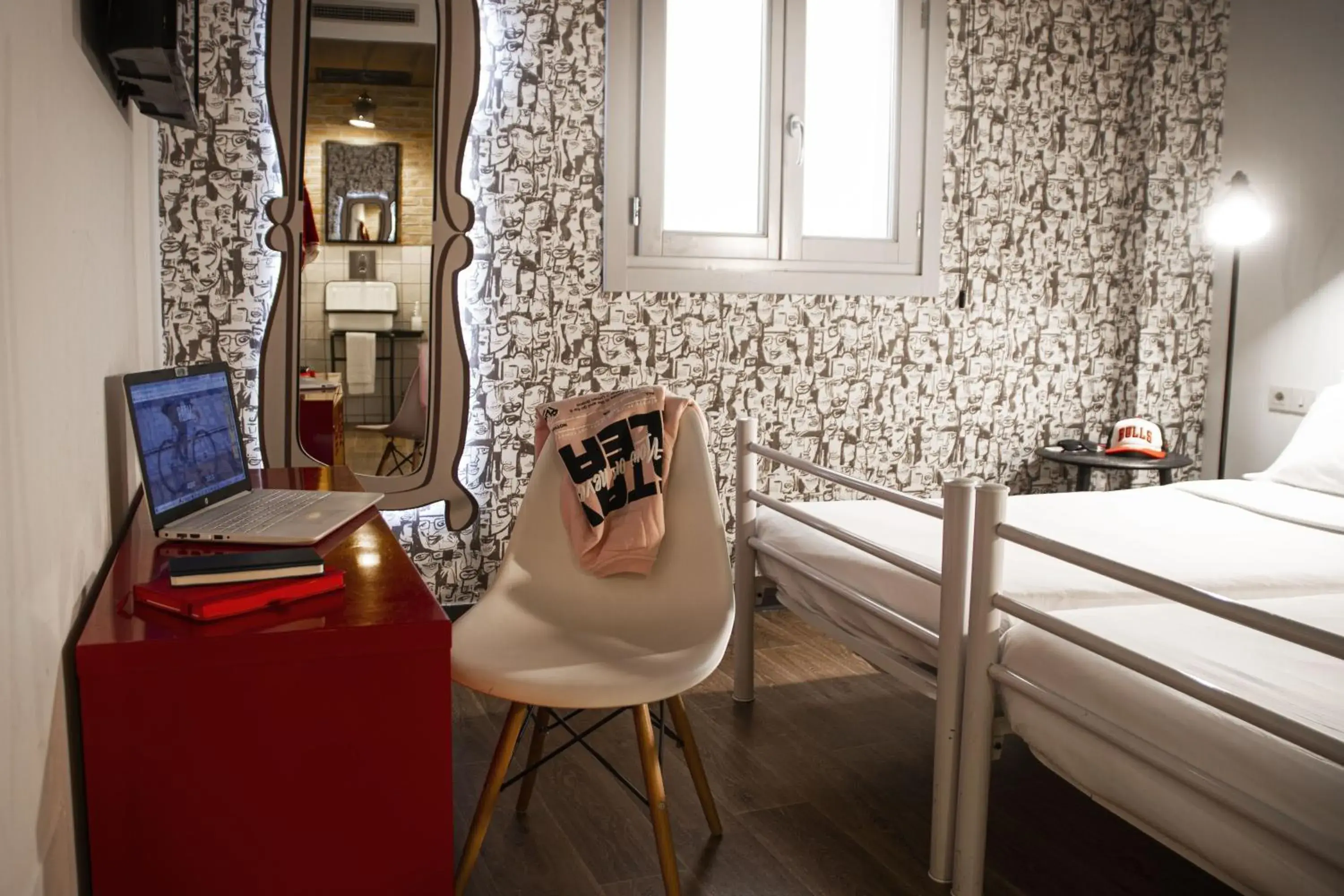 Double or Twin Room in room00 Chueca Hostel Double or Twin Room in room00 Chueca Hostel