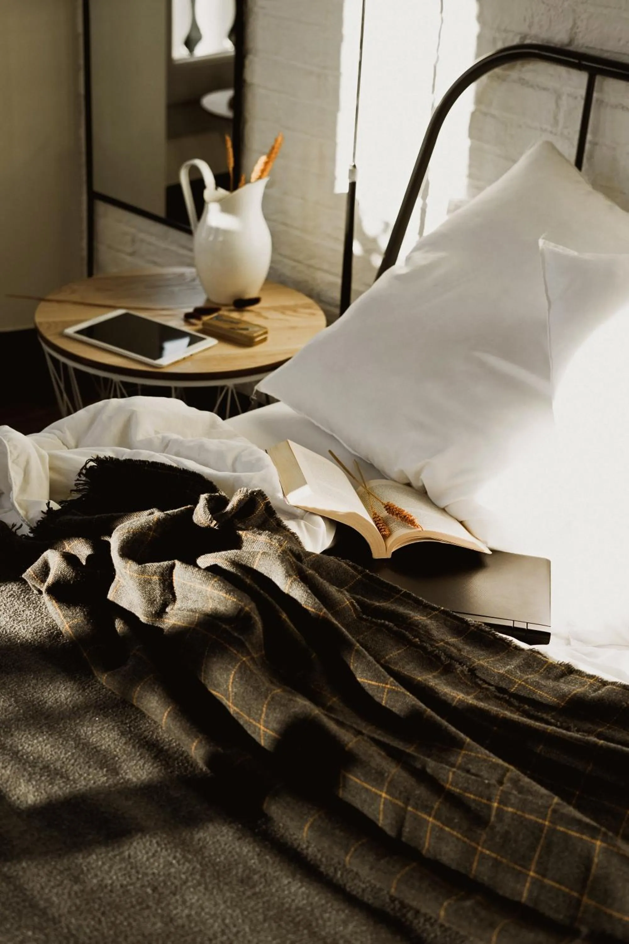 Bedroom, Bed in room00 Chueca Hostel