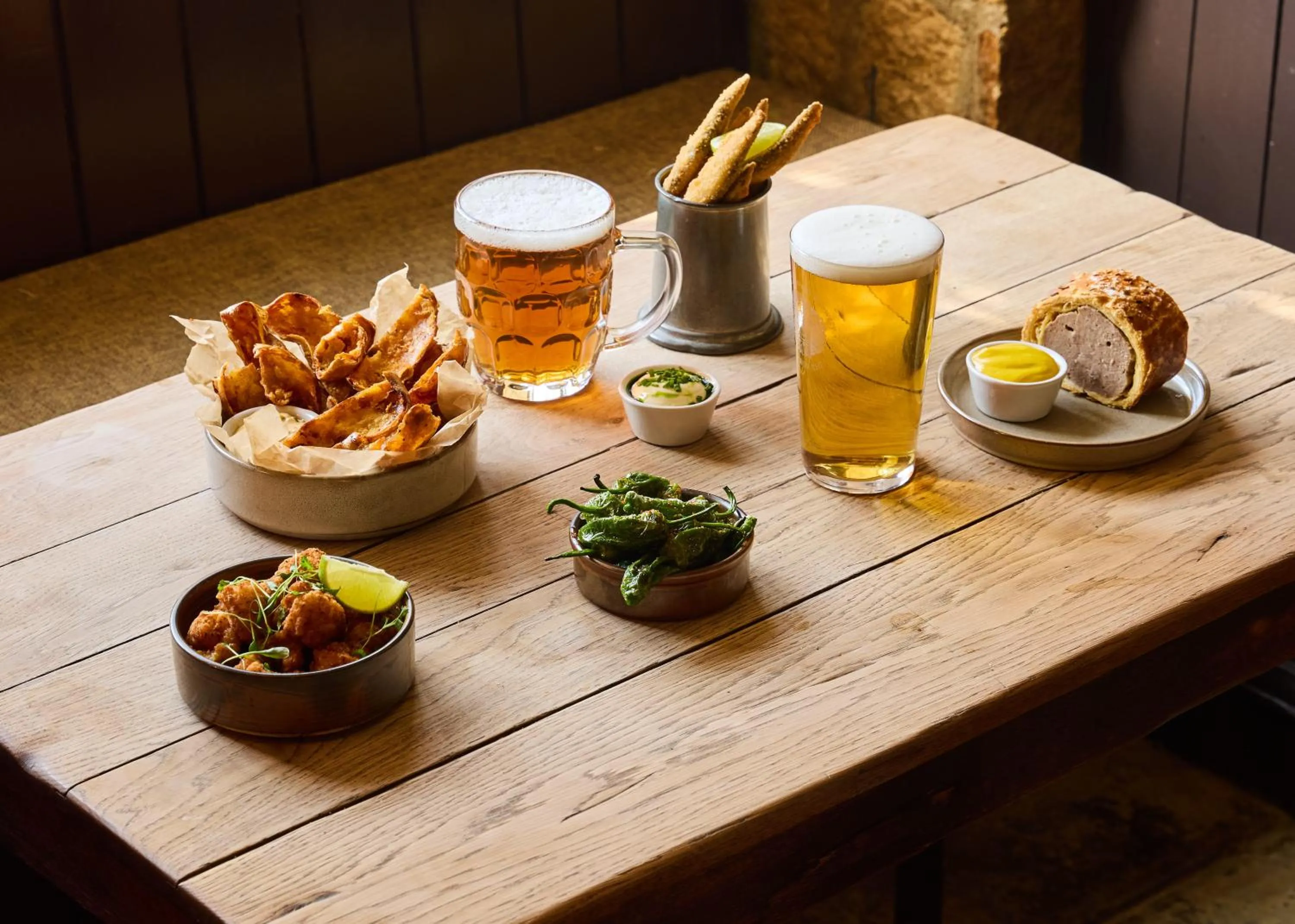 Food and drinks in The Ebrington Arms