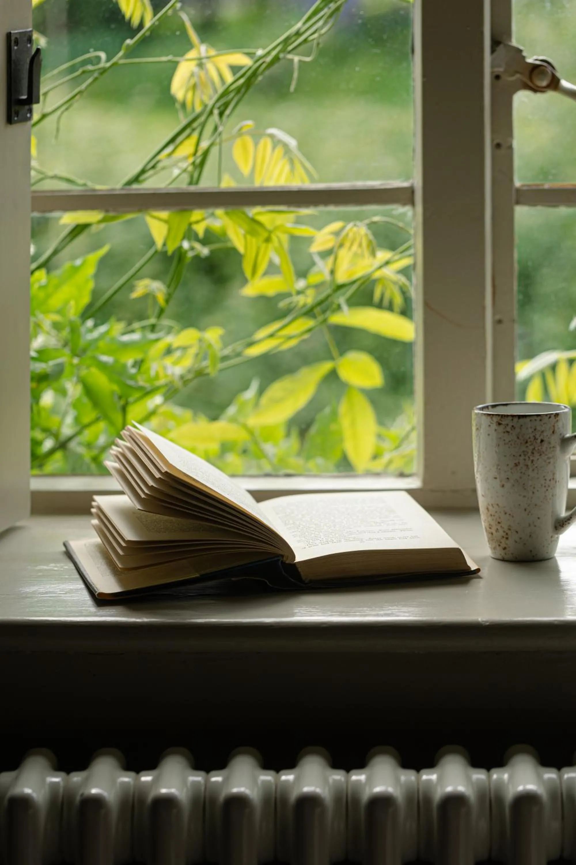 Bedroom in The Ebrington Arms