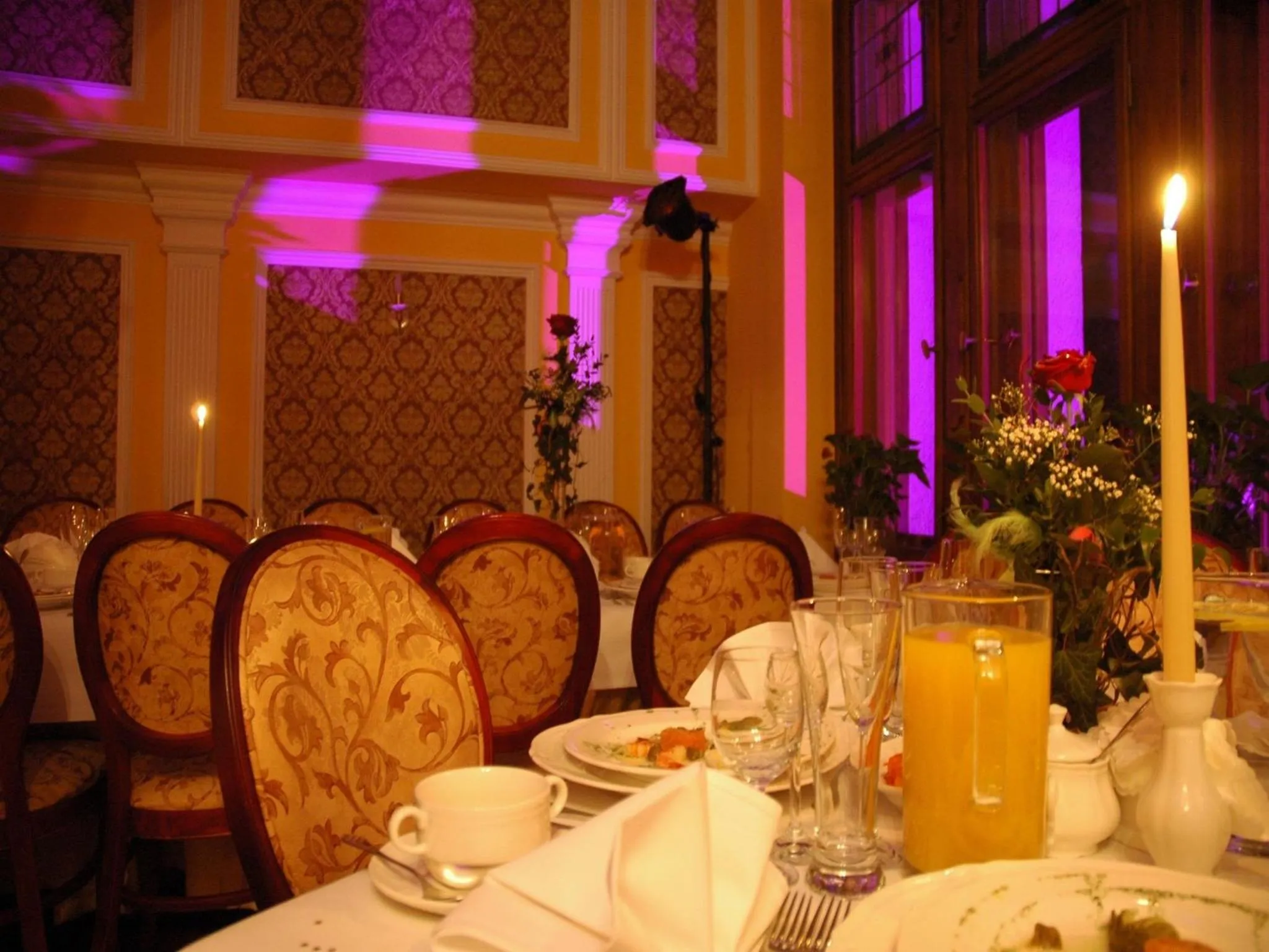 Restaurant/places to eat in Rezydencja Janków