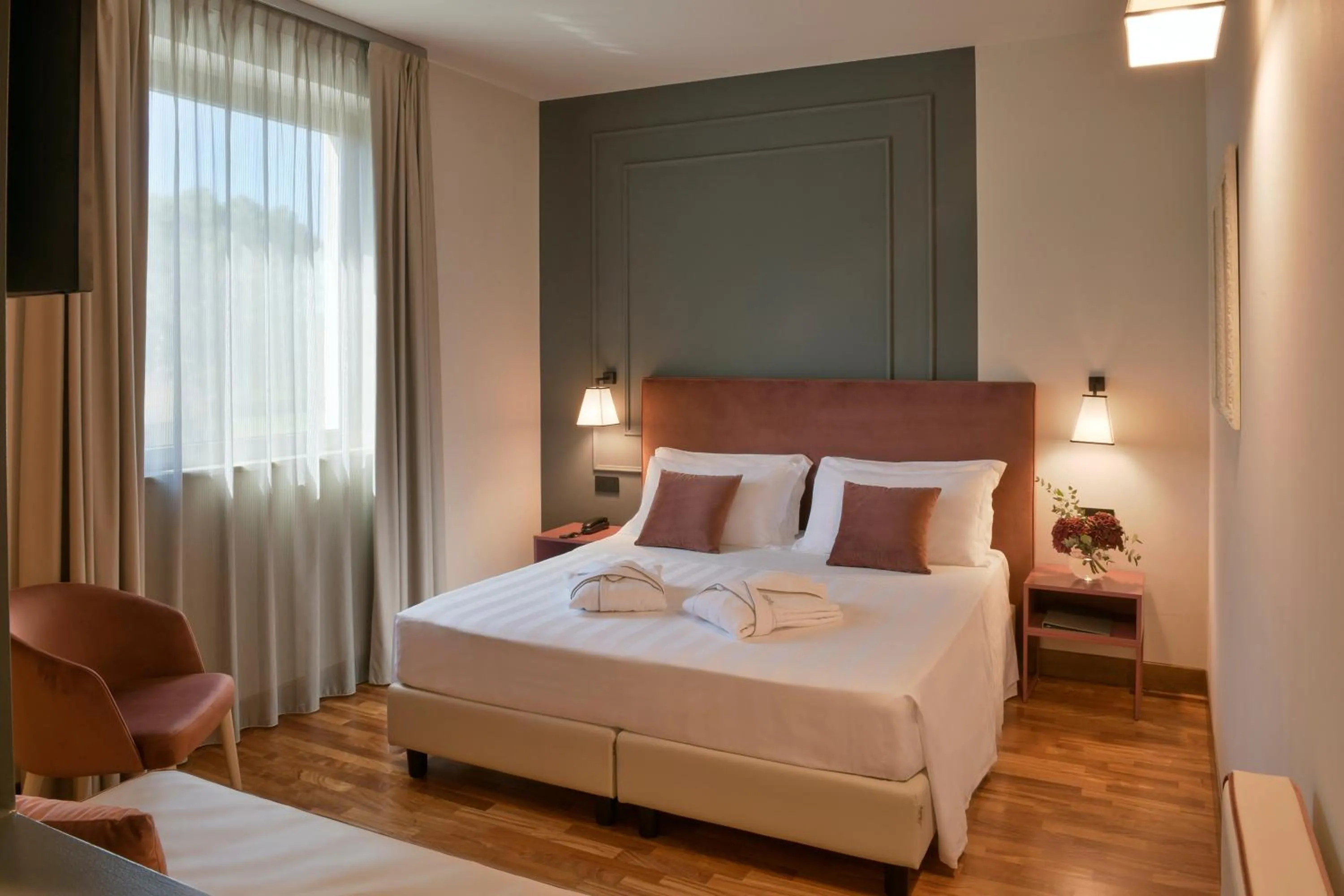 Bedroom, Bed in Hotel Torresi