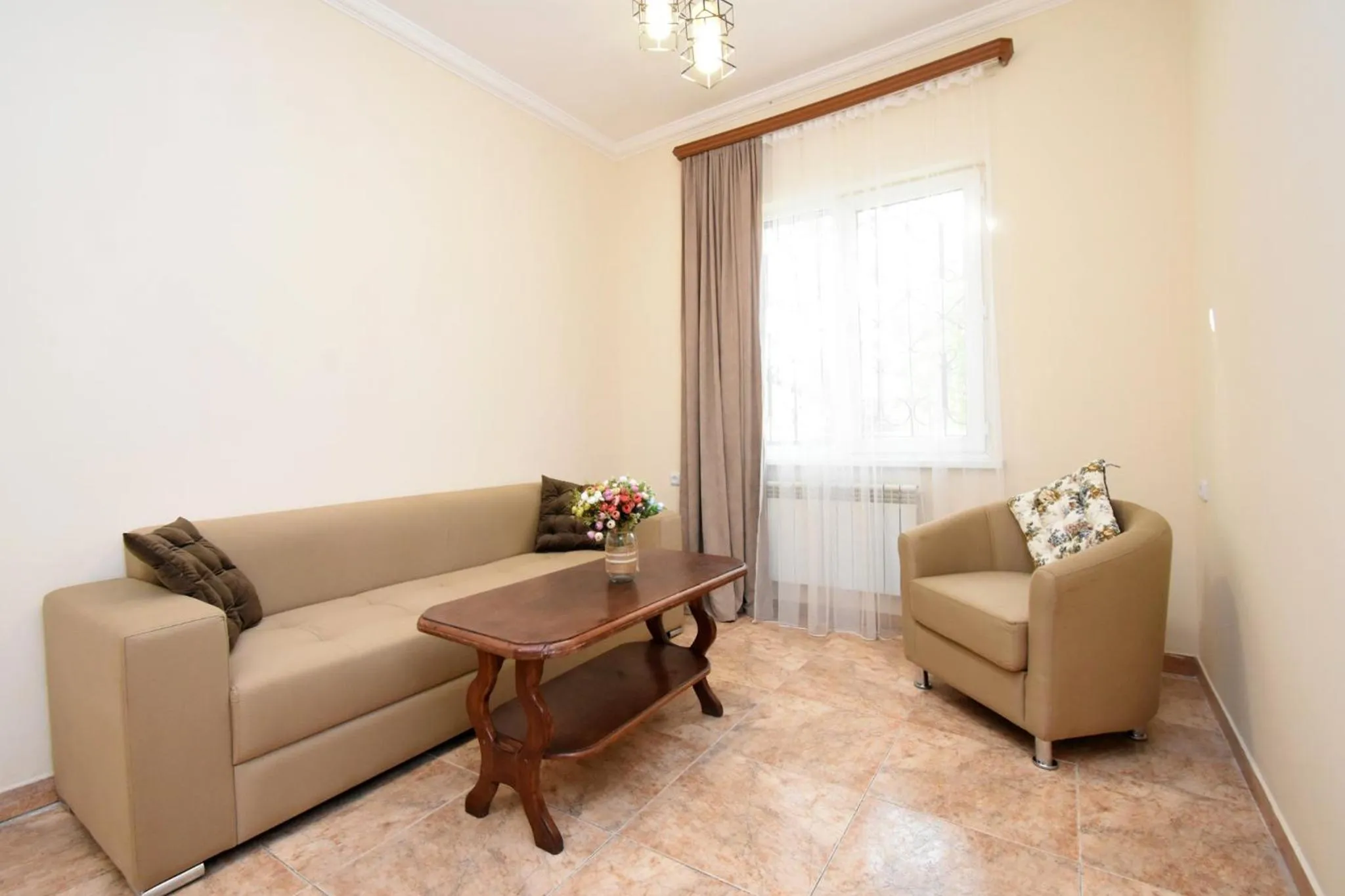 Seating area in Forest Hills