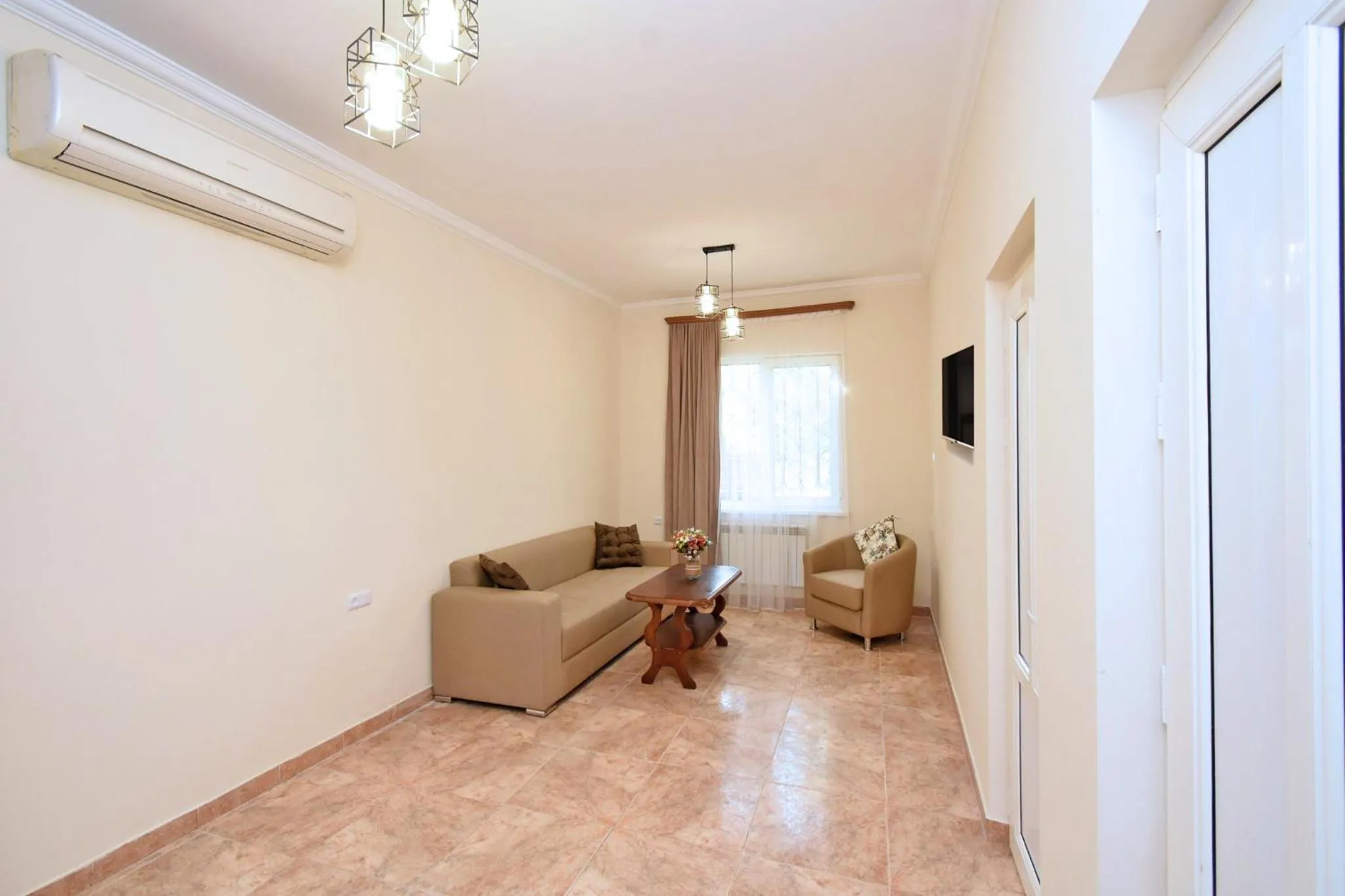 Seating area in Forest Hills