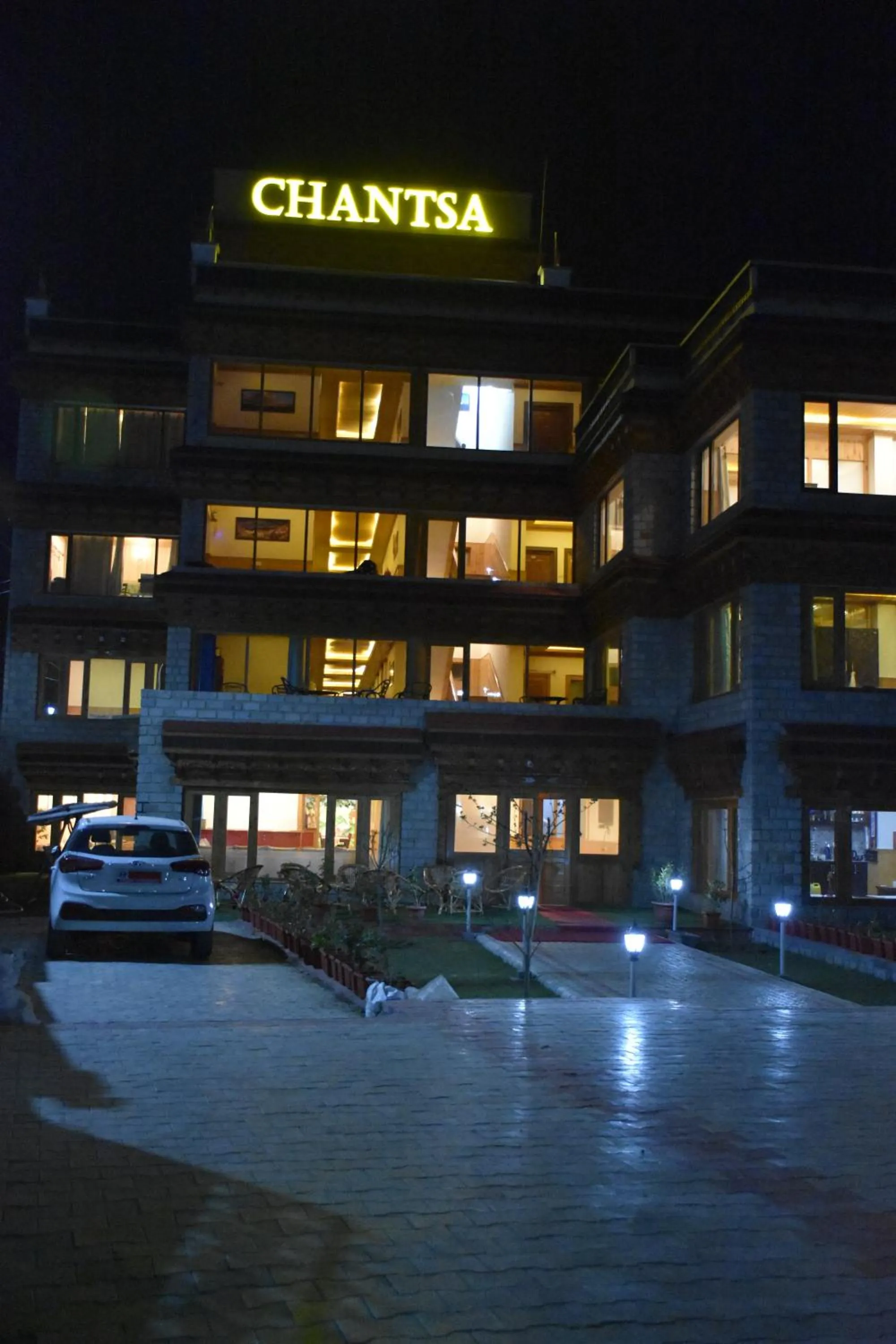 Property building in HOTEL CHANTSA