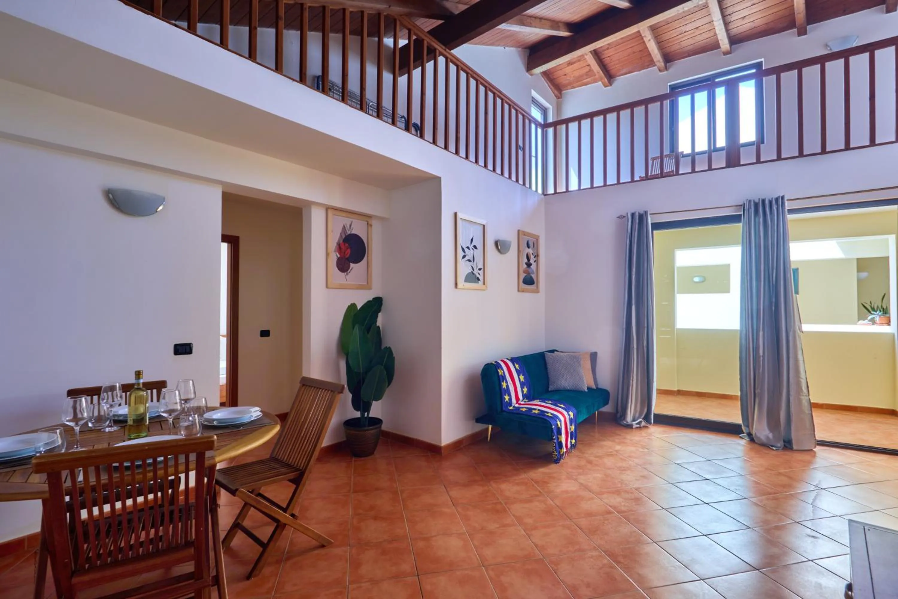 Dining area in Patio Antigo Residence