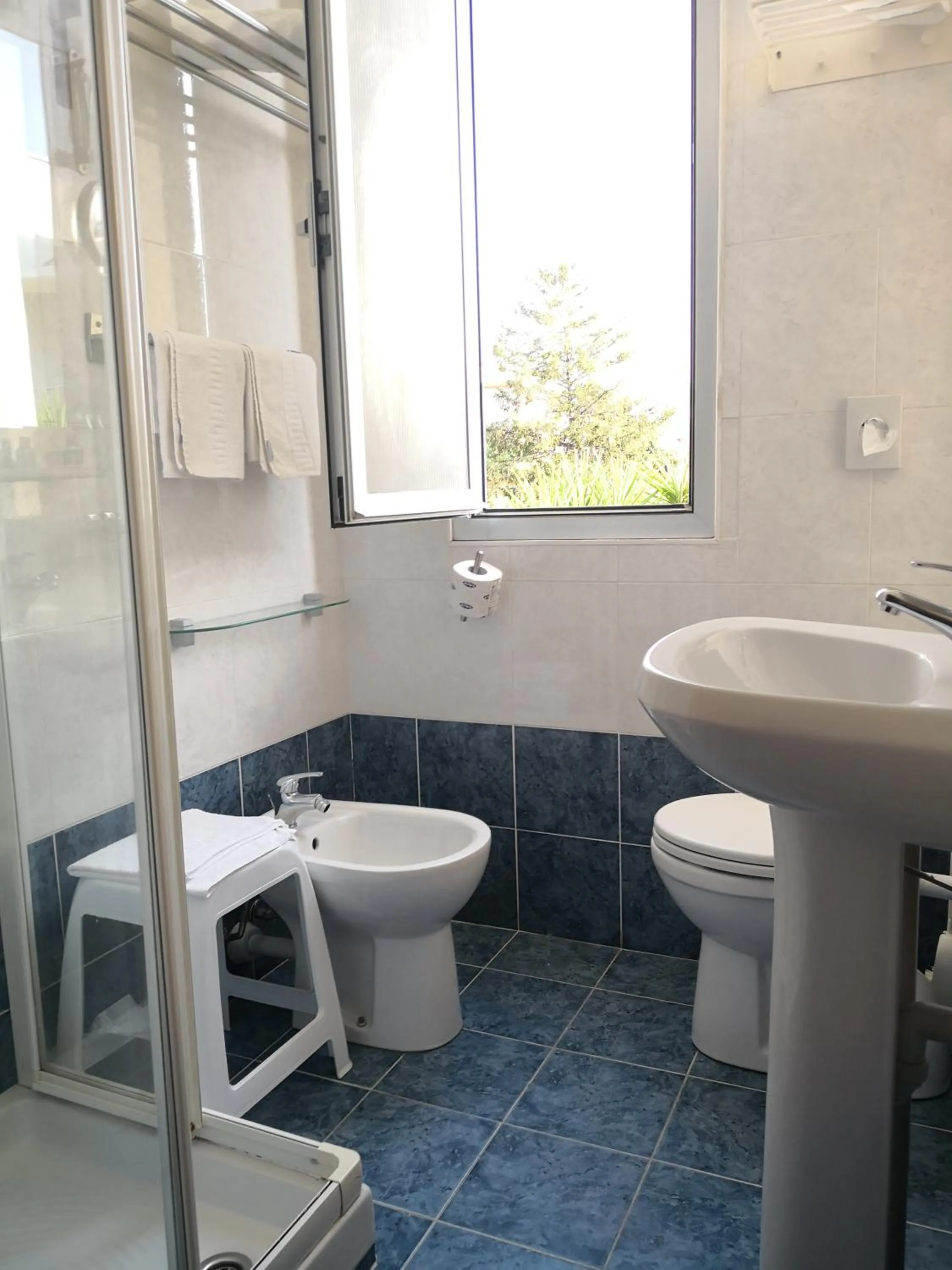 Bathroom in Hotel Delle Mimose