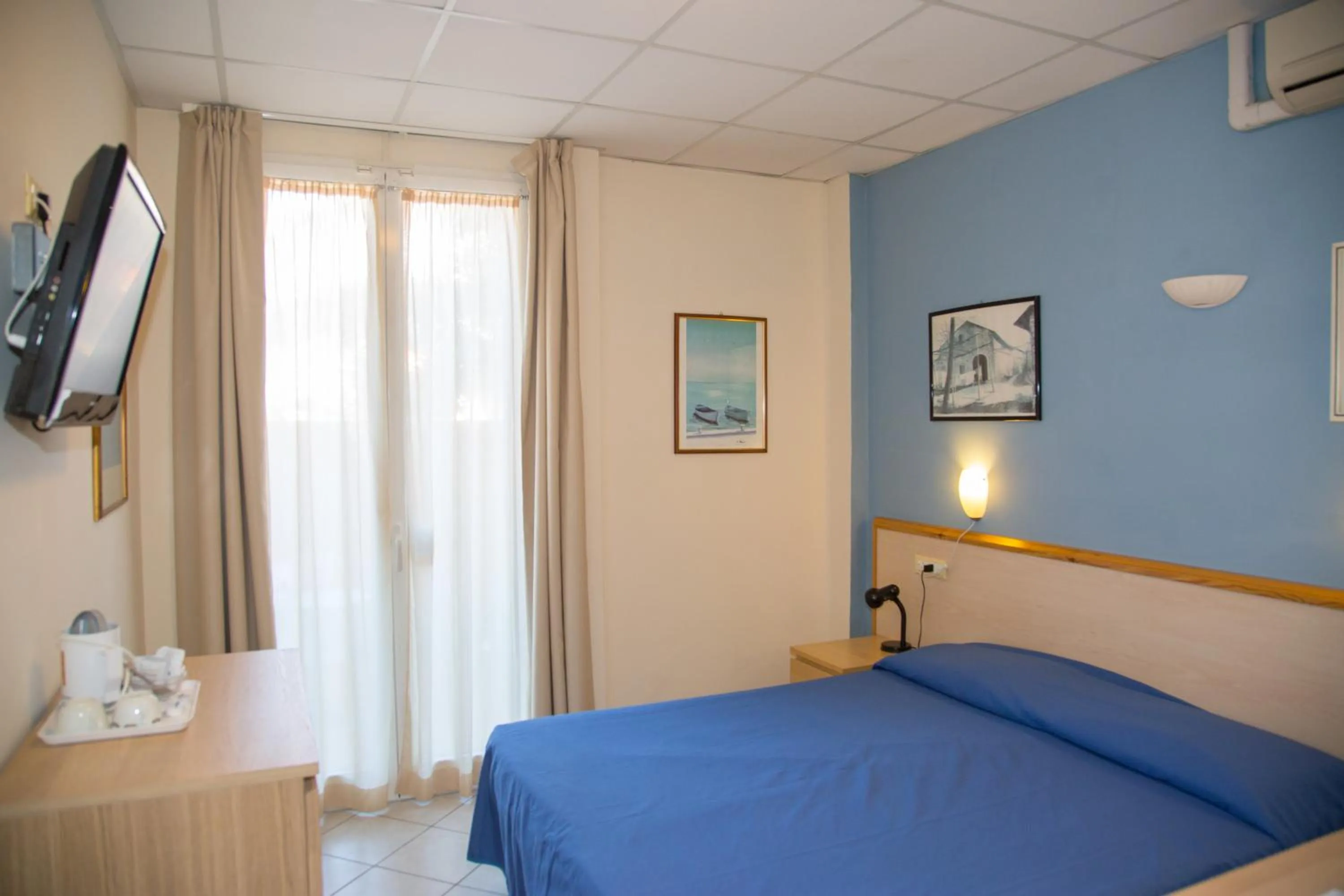 Bedroom, Bed in Hotel Delle Mimose