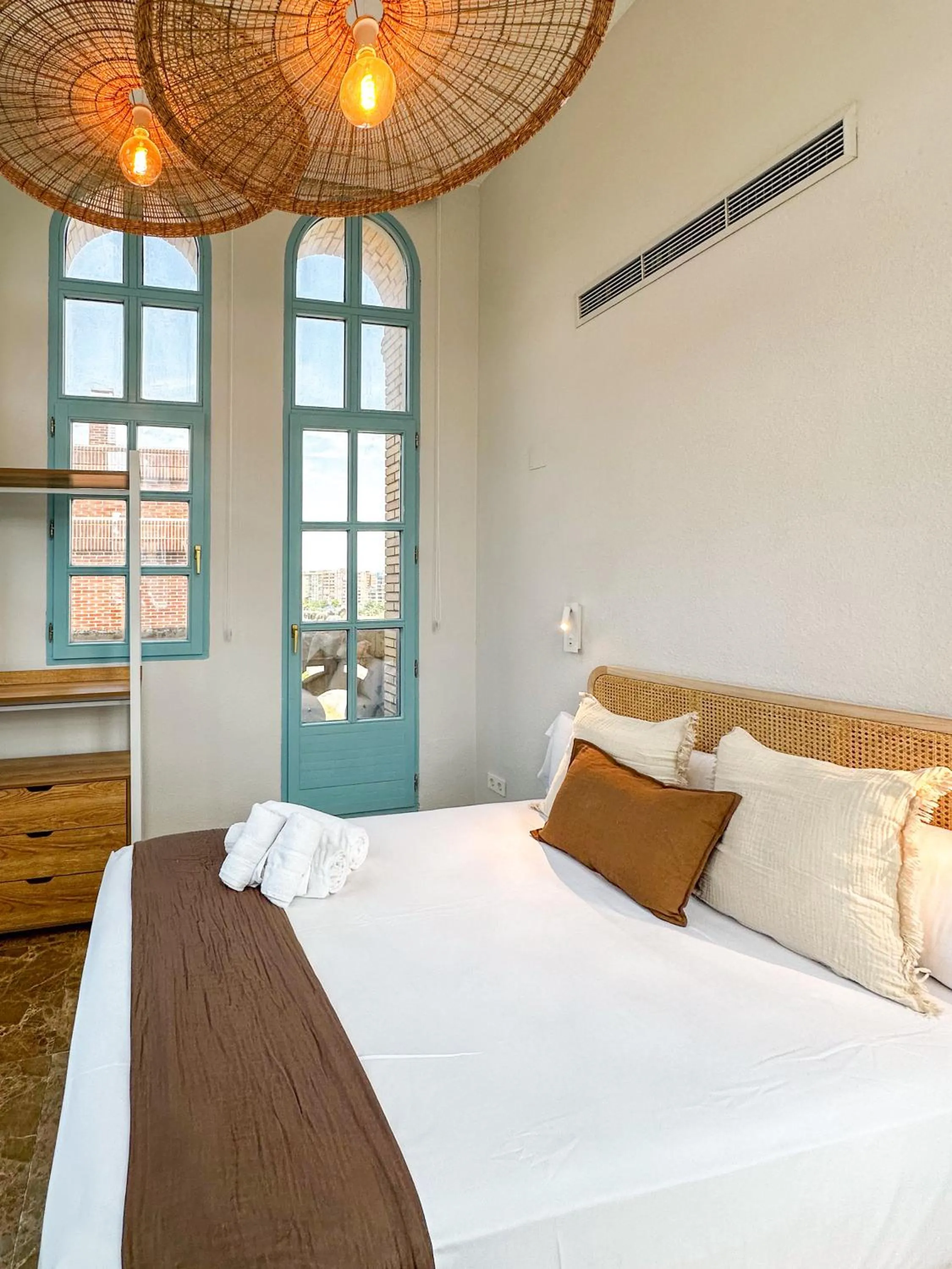 Bed in VTZ The Orus Factory Hotel - Parking Muy Económico