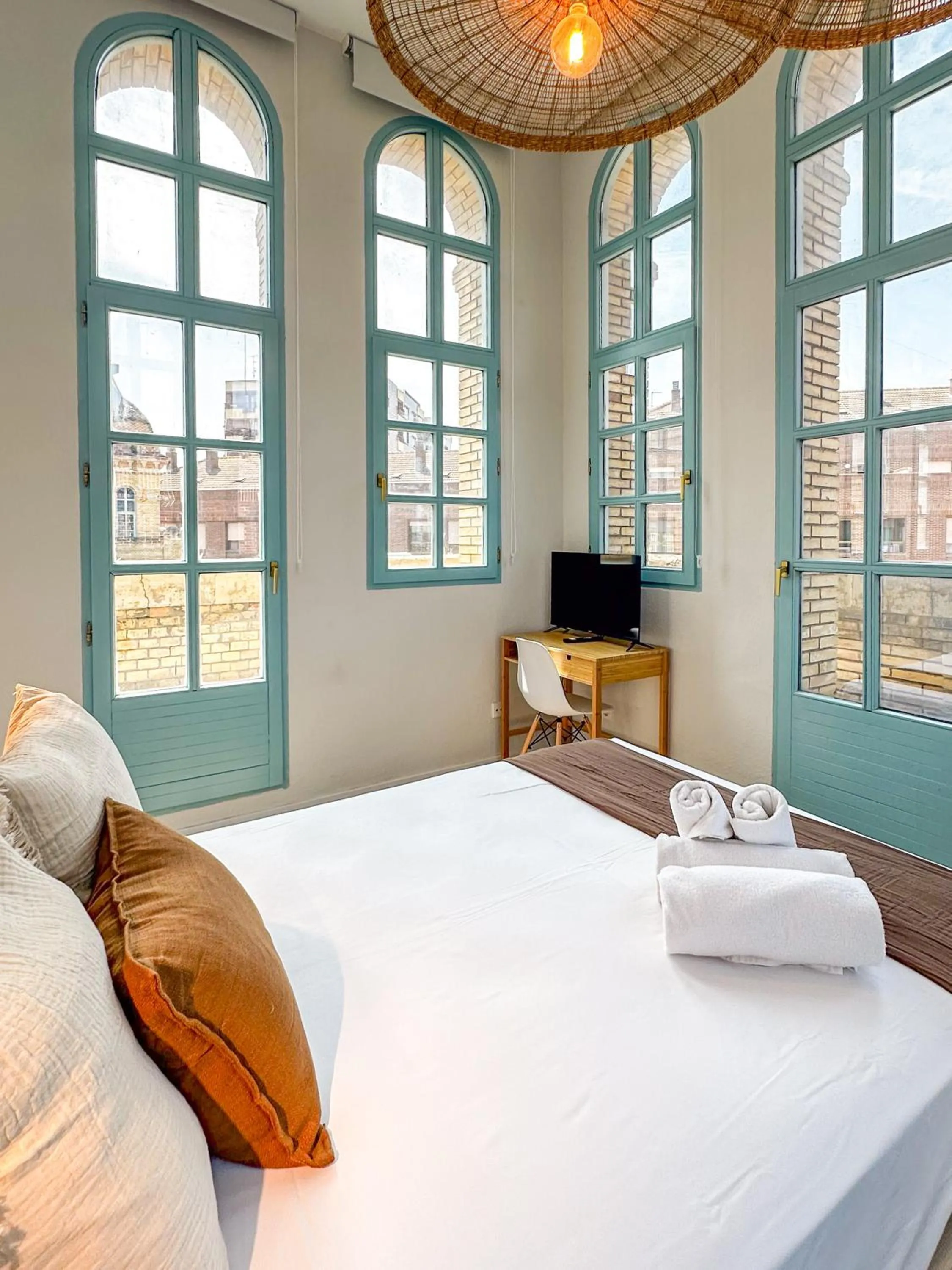 Bed in VTZ The Orus Factory Hotel - Parking Muy Económico