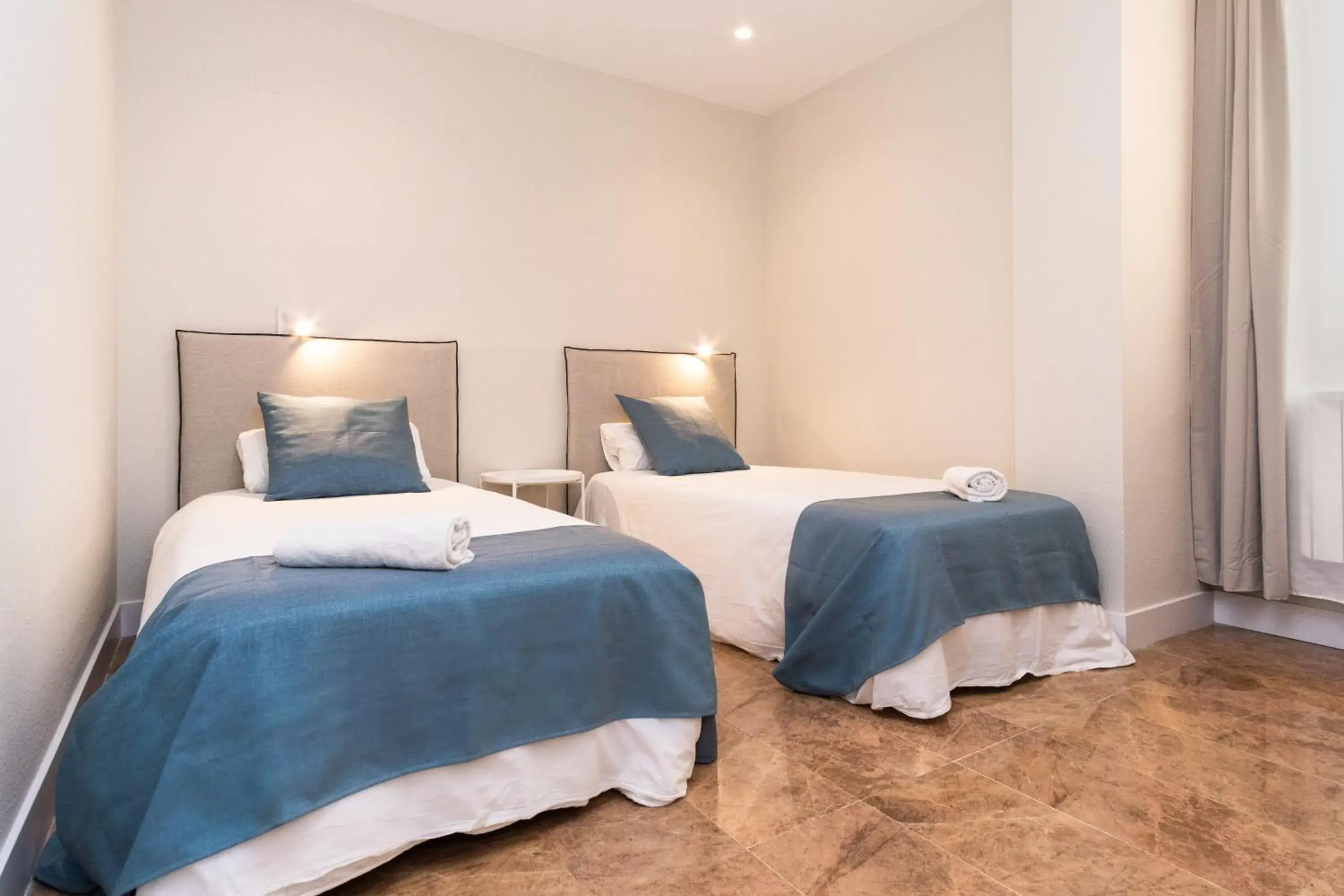 Standard Twin Room - single occupancy in VTZ The Orus Factory Hotel - Parking Muy Económico Standard Twin Room - single occupancy in VTZ The Orus Factory Hotel - Parking Muy Económico